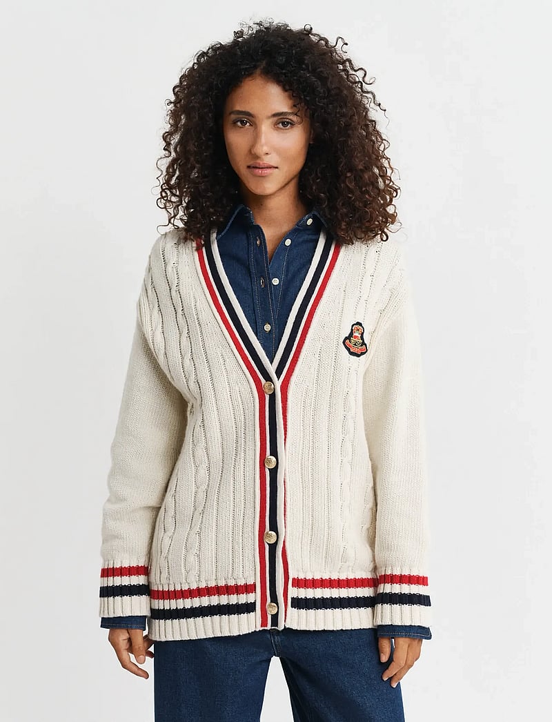 GANT - GANT VARSITY CABLE V-NECK CARDIGAN - cardigans - cream - 0
