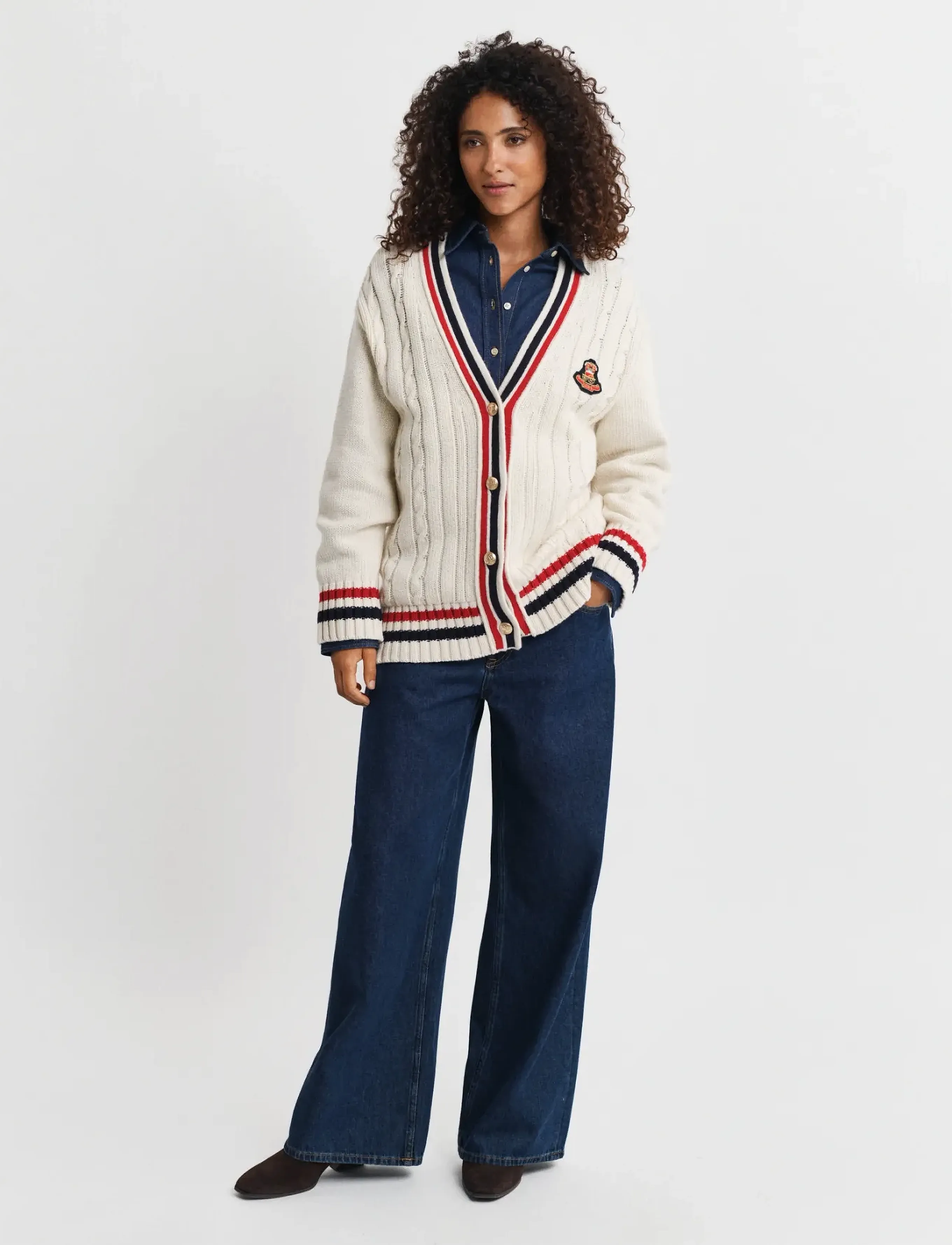 Gant - GANT VARSITY CABLE V-NECK CARDIGAN - cardigans - cream - 5