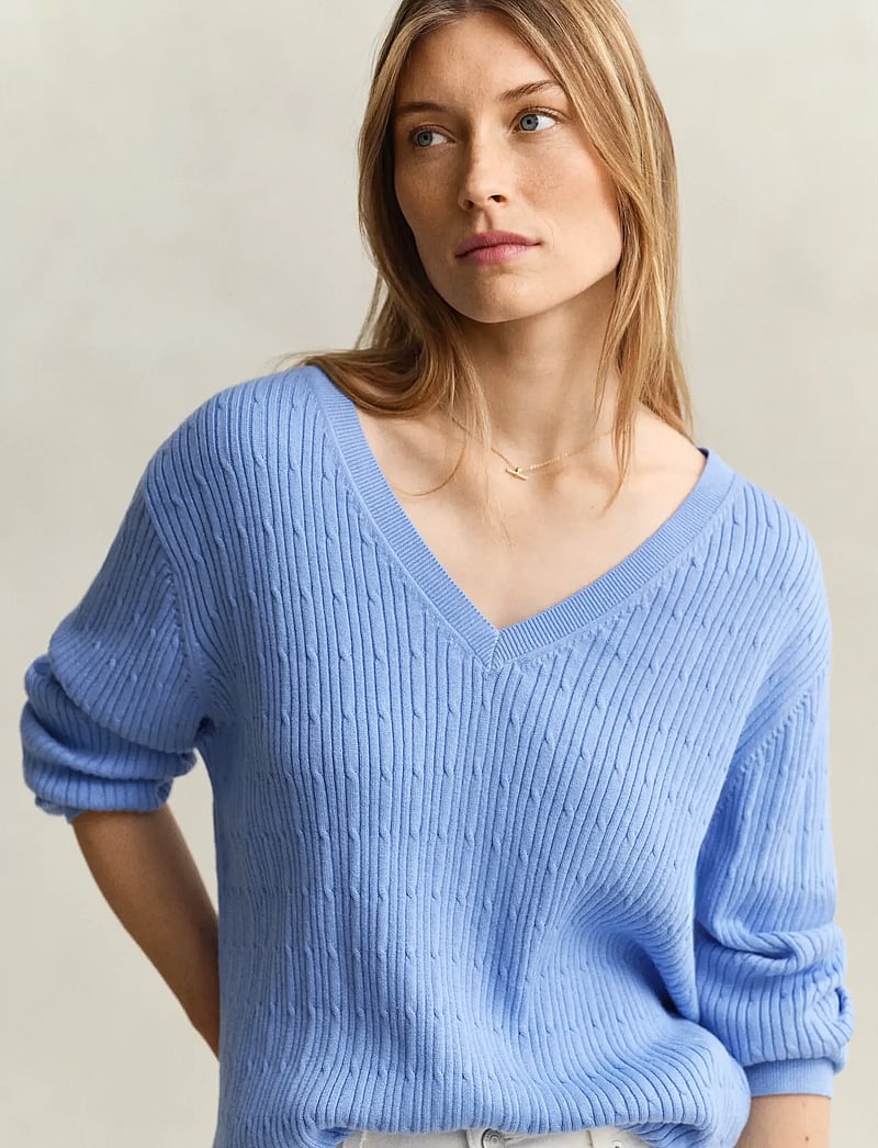 Gant - CABLE KNIT V-NECK - cashmere - hydrangea blue - 3