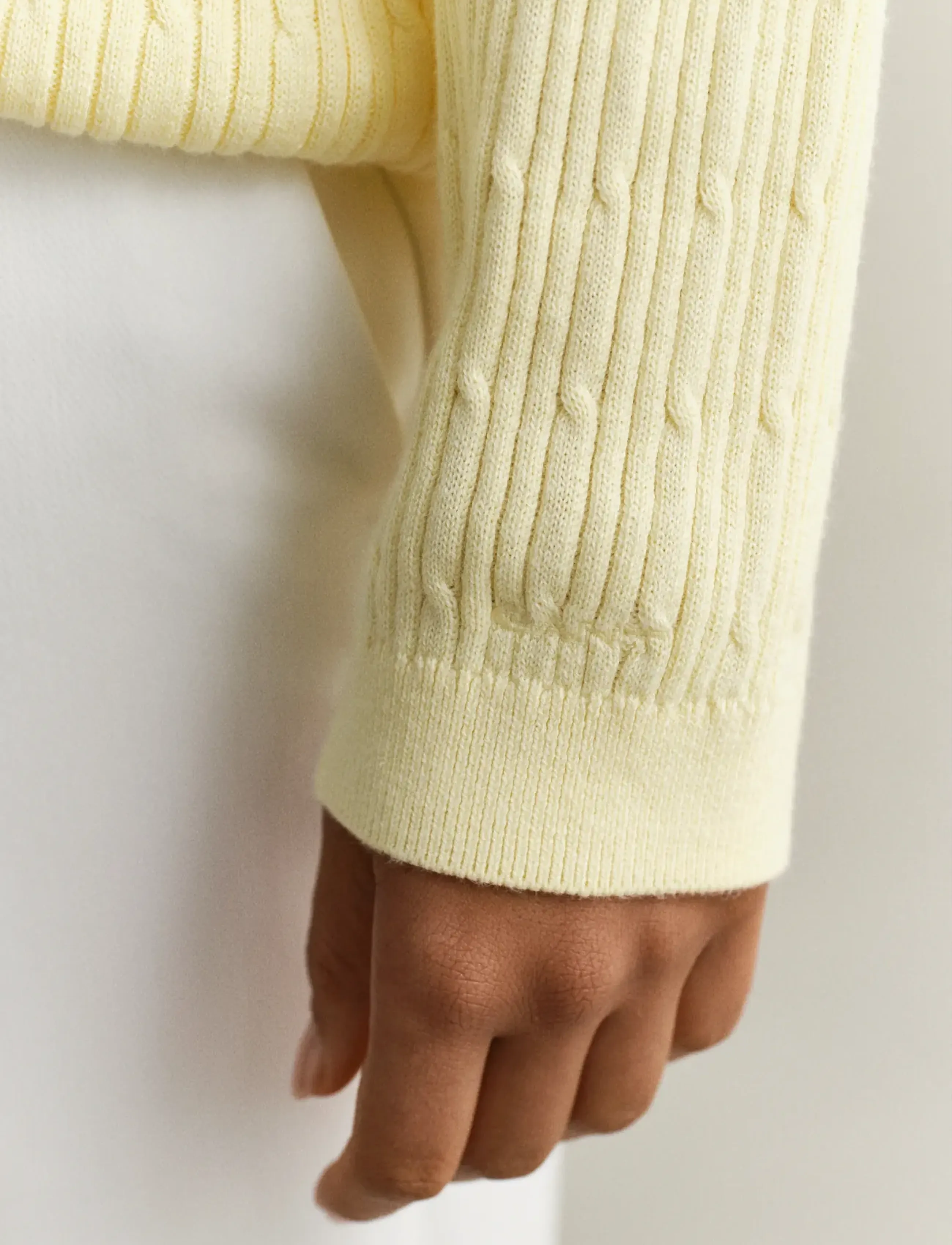 Gant - CABLE KNIT V-NECK - cachemire - vanilla yellow - 3