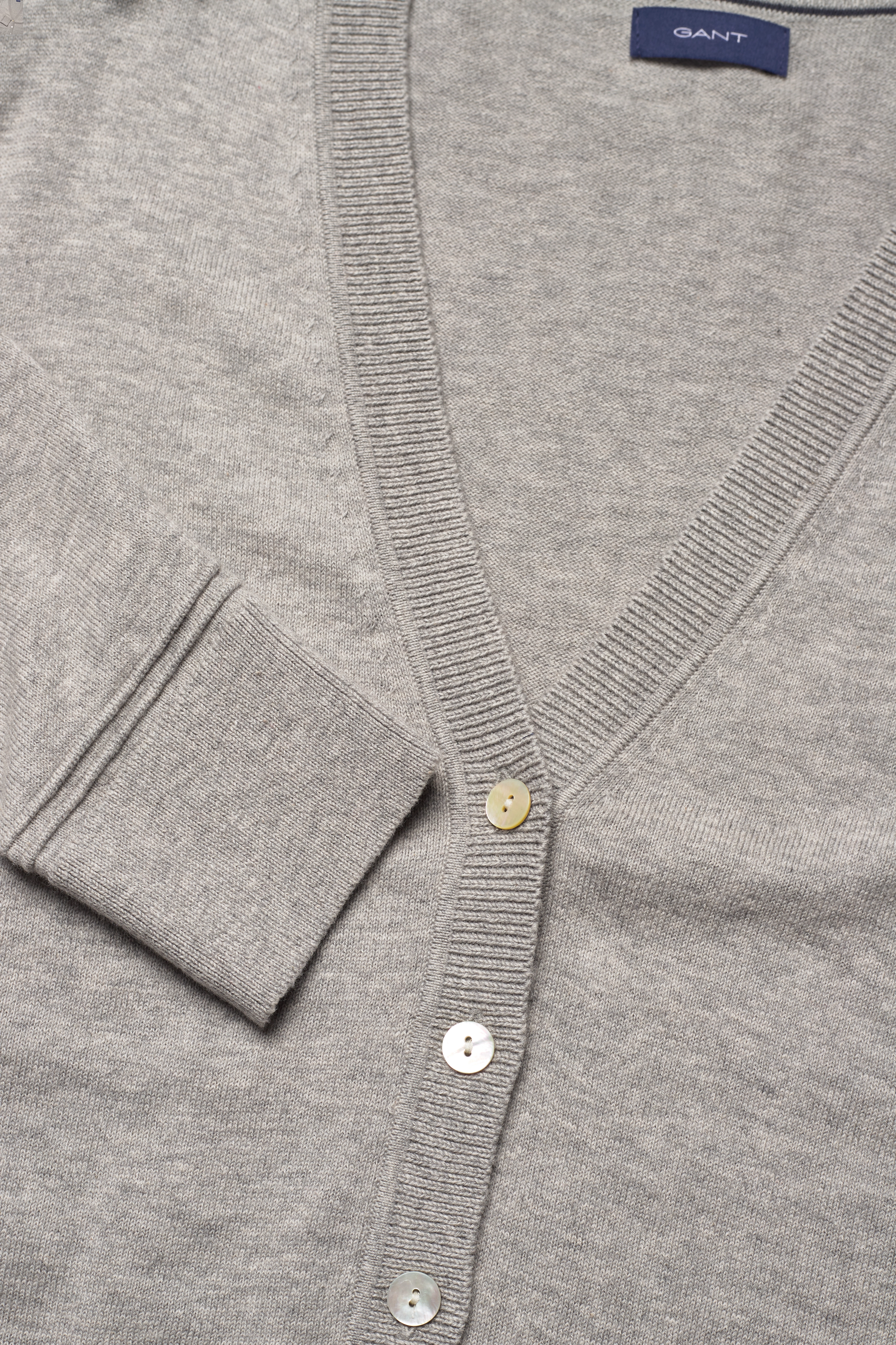 GANT - LIGHT COTTON V-CARDIGAN - grey melange - 2