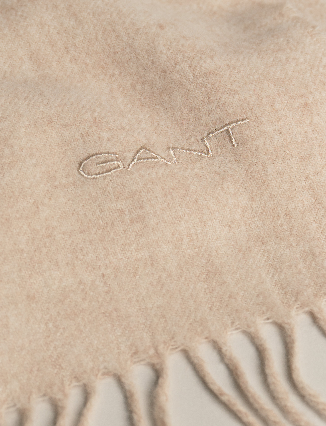 GANT - D2. WOOL SOLID WOVEN SCARF - dry sand - 2