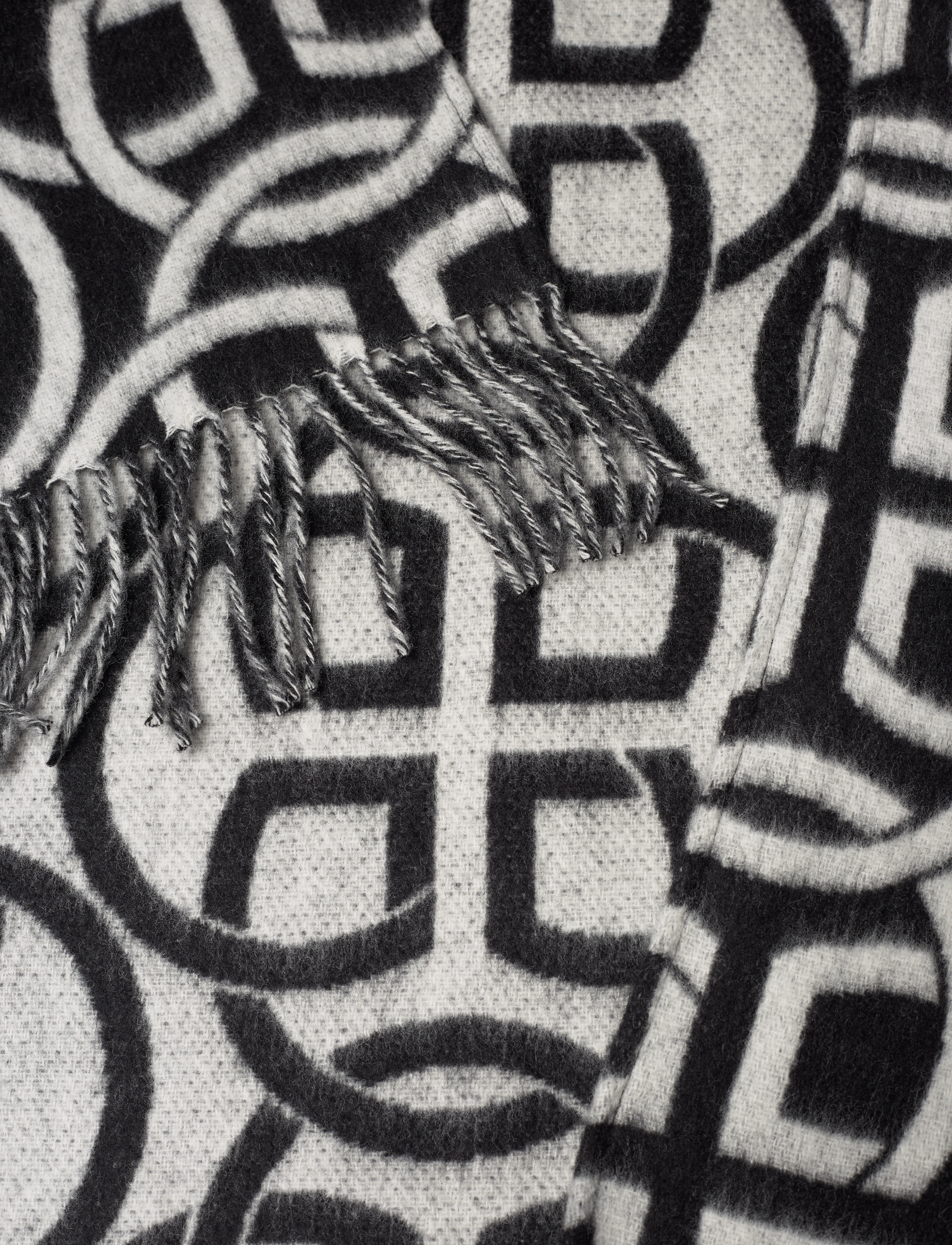 GANT - G PATTERN WOOL PONCHO - black - 3