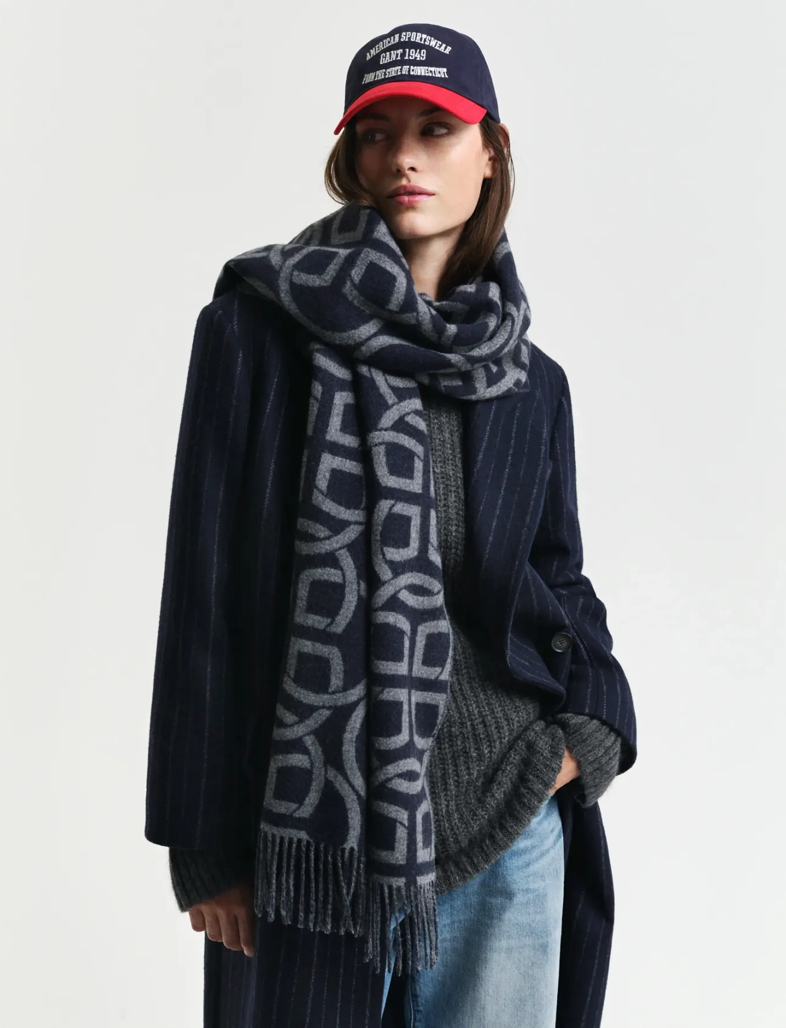 G Pattern Wool Scarf