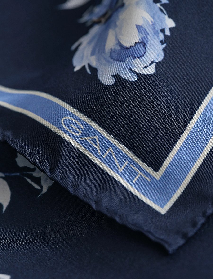 Gant - FLORAL PRINT SILK SCARF - modetrends - evening blue - 3