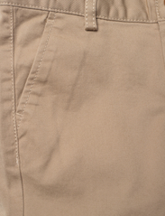 GANT - CHINOS SHORTS - denim shorts - dark khaki - 2