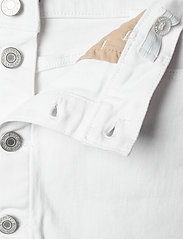 GANT - D1. Twill skirt - jeansowe spódnice - white - 3