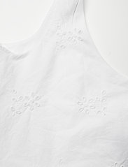 GANT - D2. BRODERIE ANGLAISE DRESS - vakarinės suknelės - white - 2