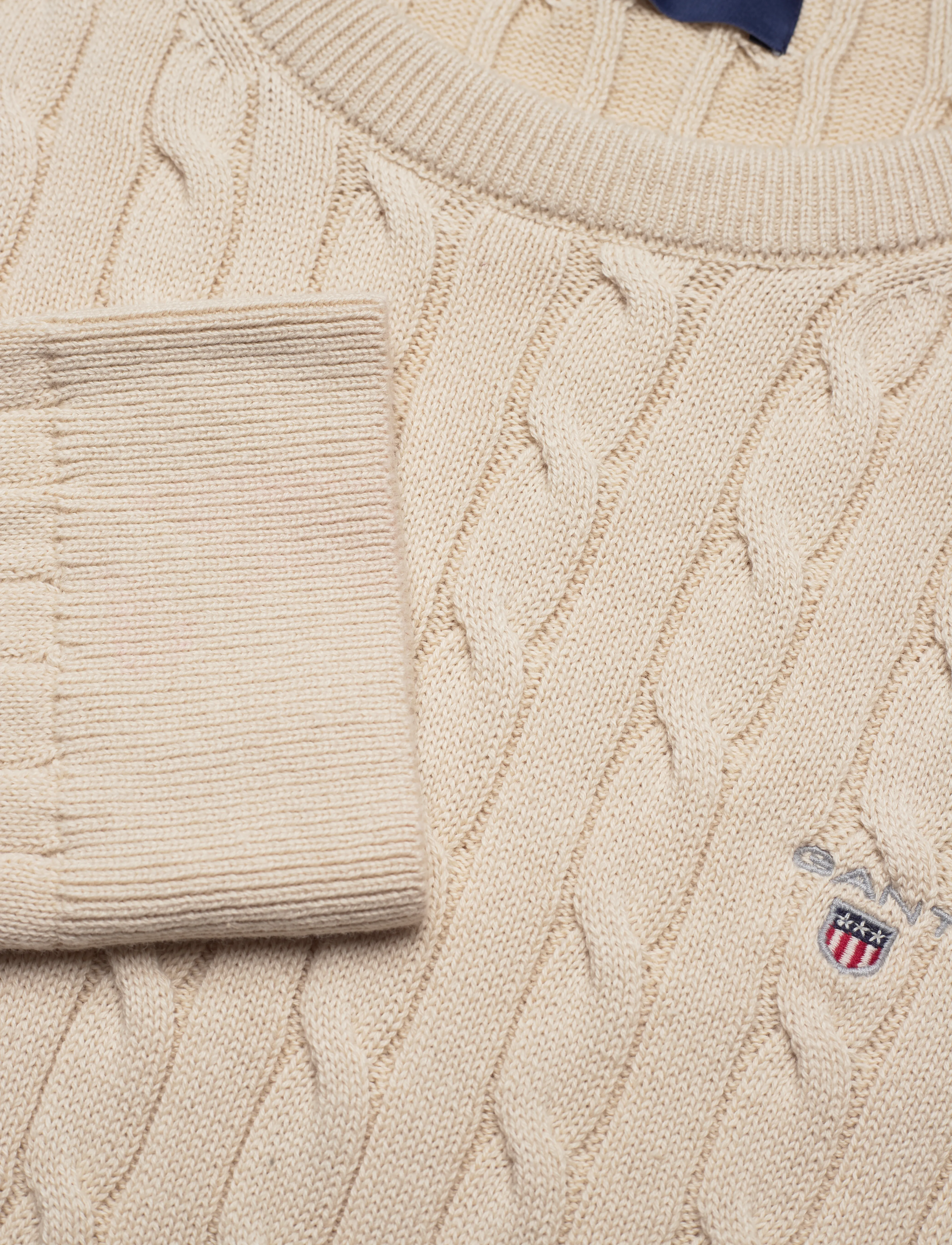 GANT - D1. COTTON CABLE CREW - putty - 2