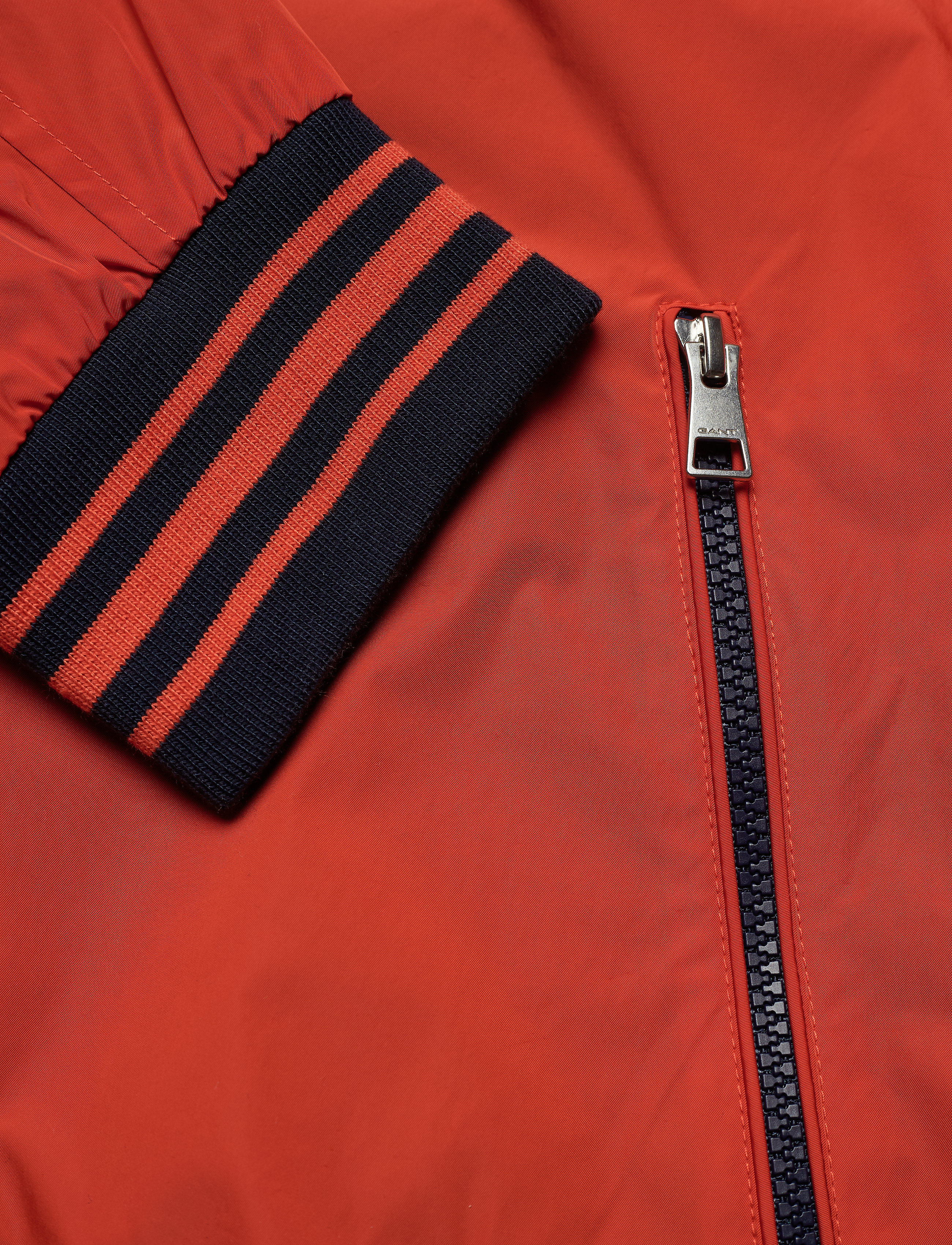 GANT - D1. THE SHIELD JACKET - blood orange - 4