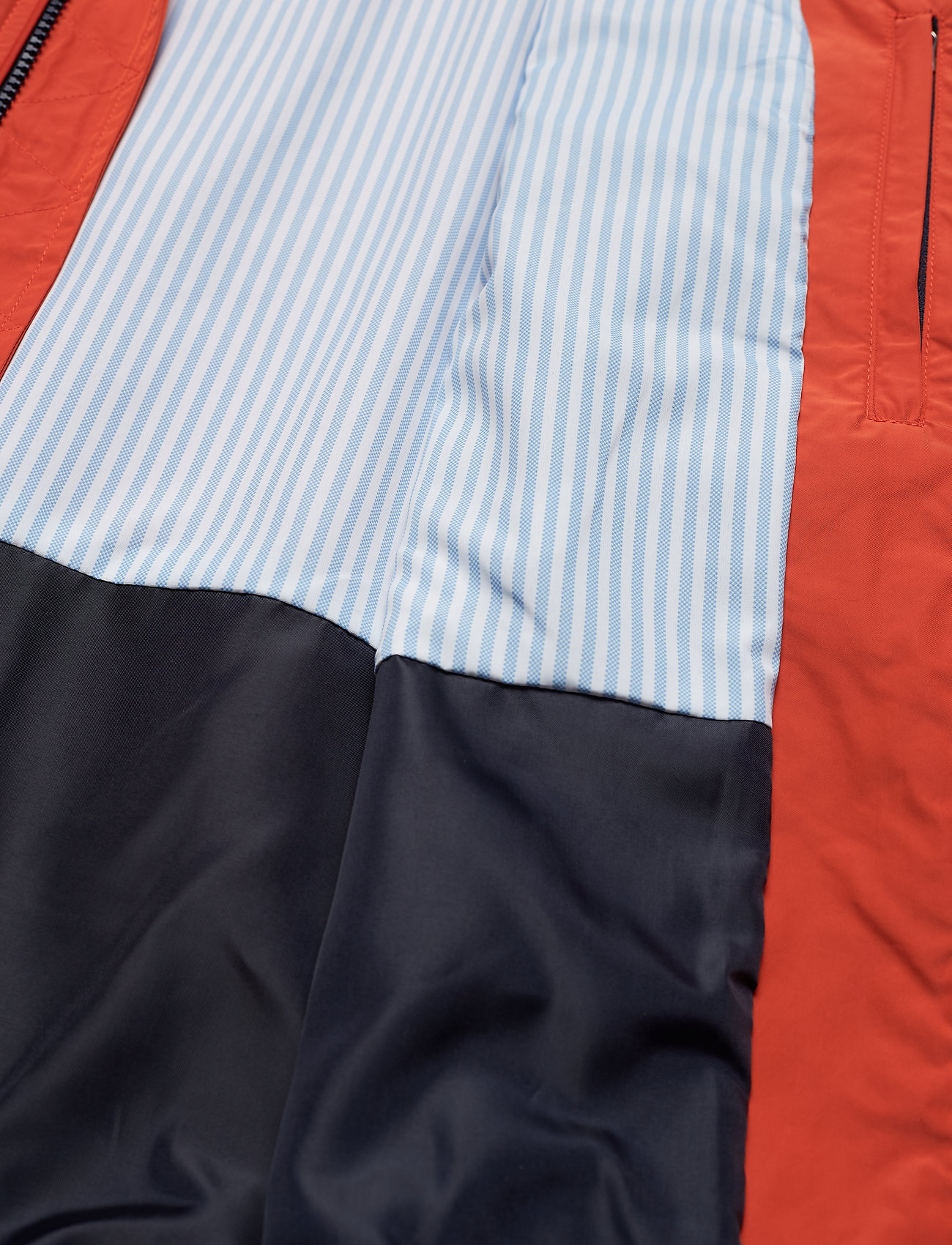 GANT - D1. THE SHIELD JACKET - blood orange - 5