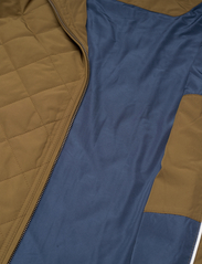 GANT - QUILTED WINDCHEATER - spring jackets - army green - 4
