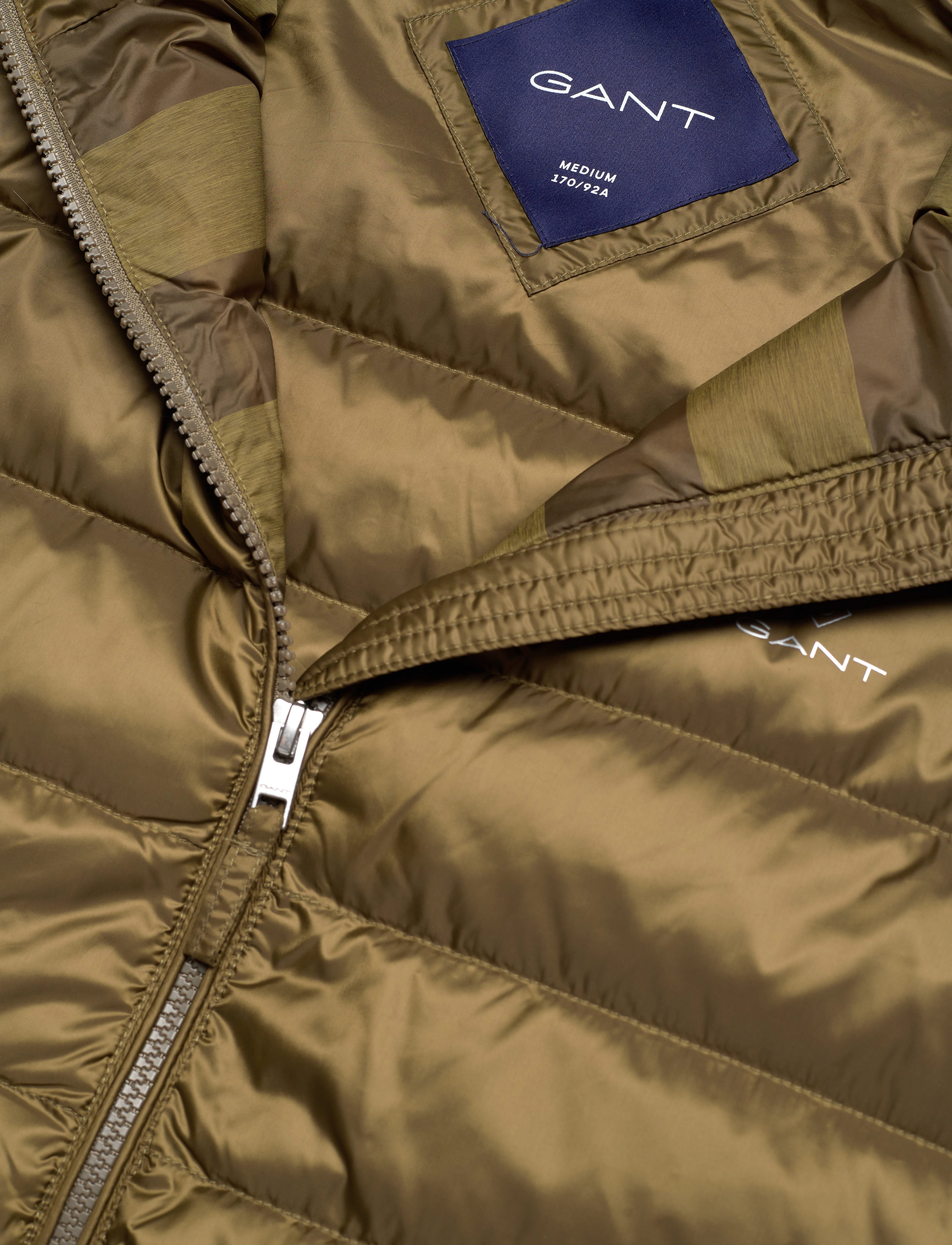 GANT - THE LIGHT DOWN JACKET - army green - 3