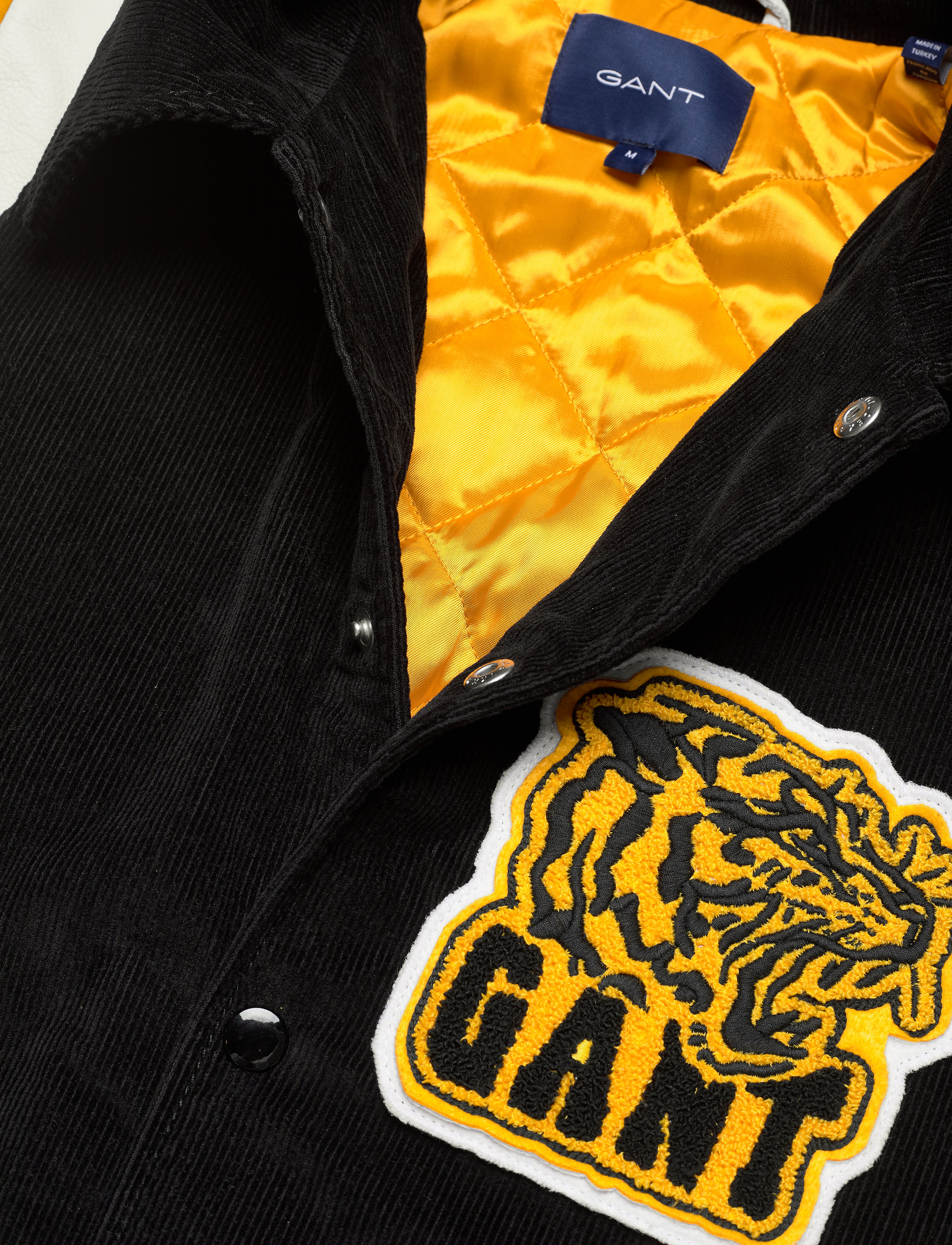 GANT - D2. CORD VARSITY JACKET - black - 2