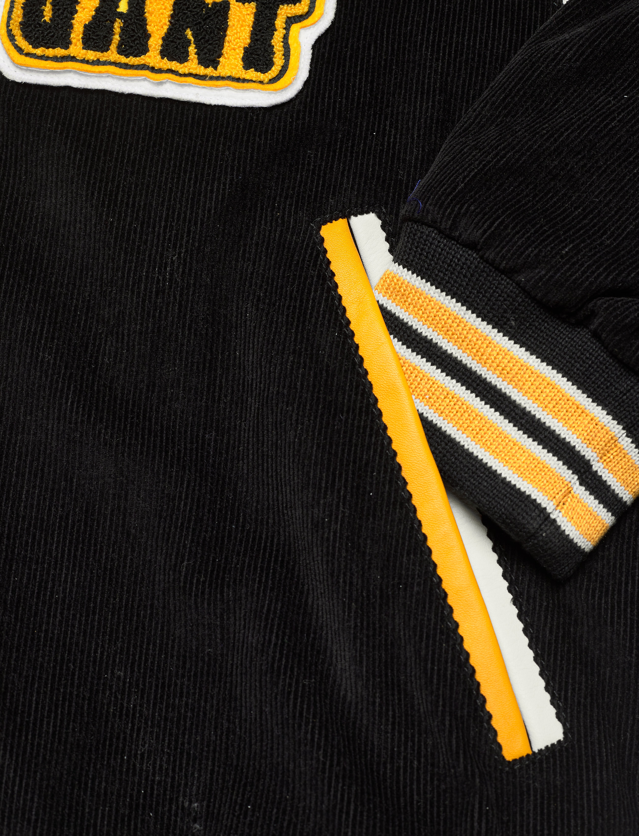 GANT - D2. CORD VARSITY JACKET - black - 3