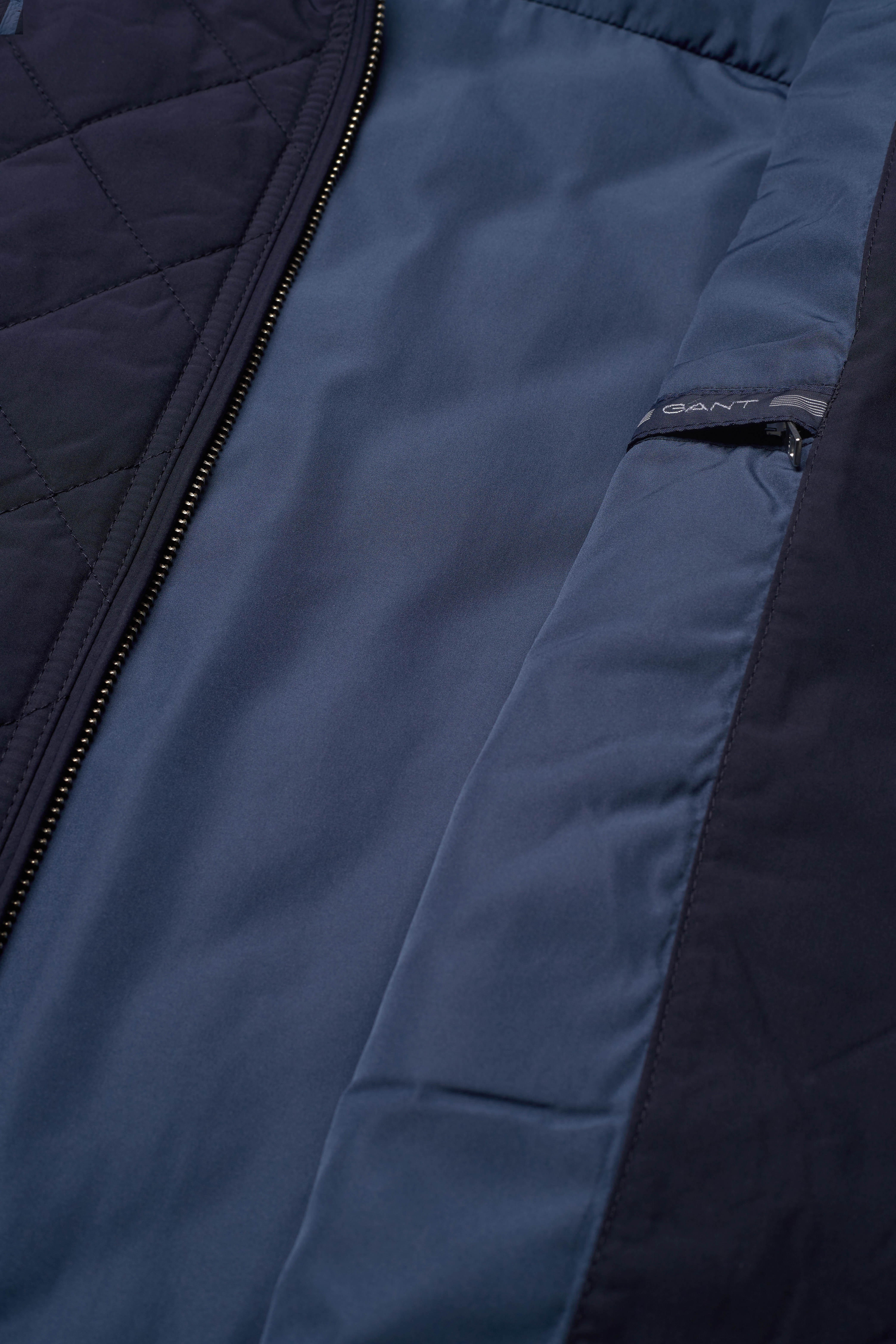 GANT - D1. QUILTED WINDCHEATER VEST - evening blue - 4