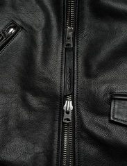 GANT - D1. LEATHER BIKER JACKET - spring jackets - black - 3