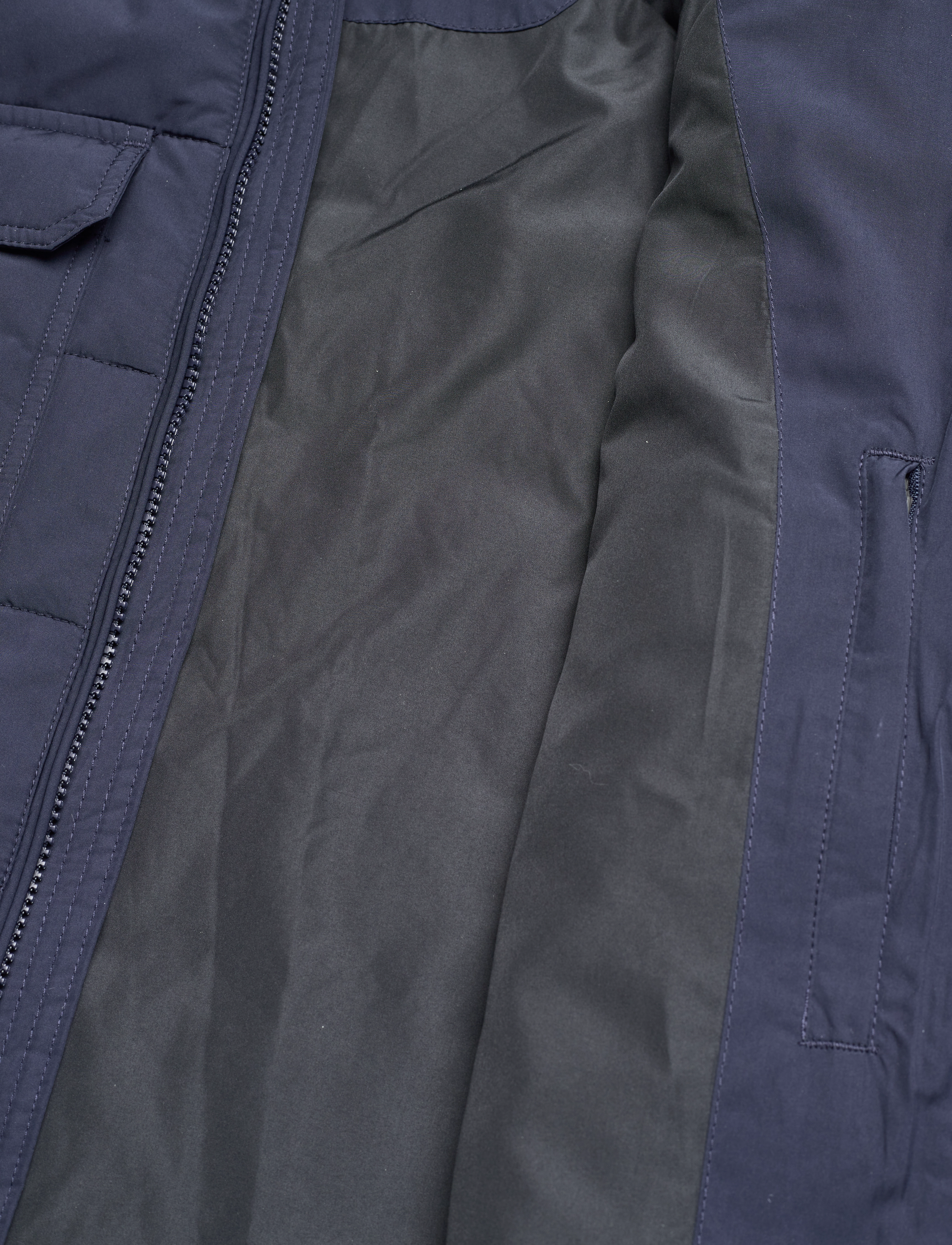 GANT - D1. CHANNEL QUILTED WINDCHEATER - evening blue - 4