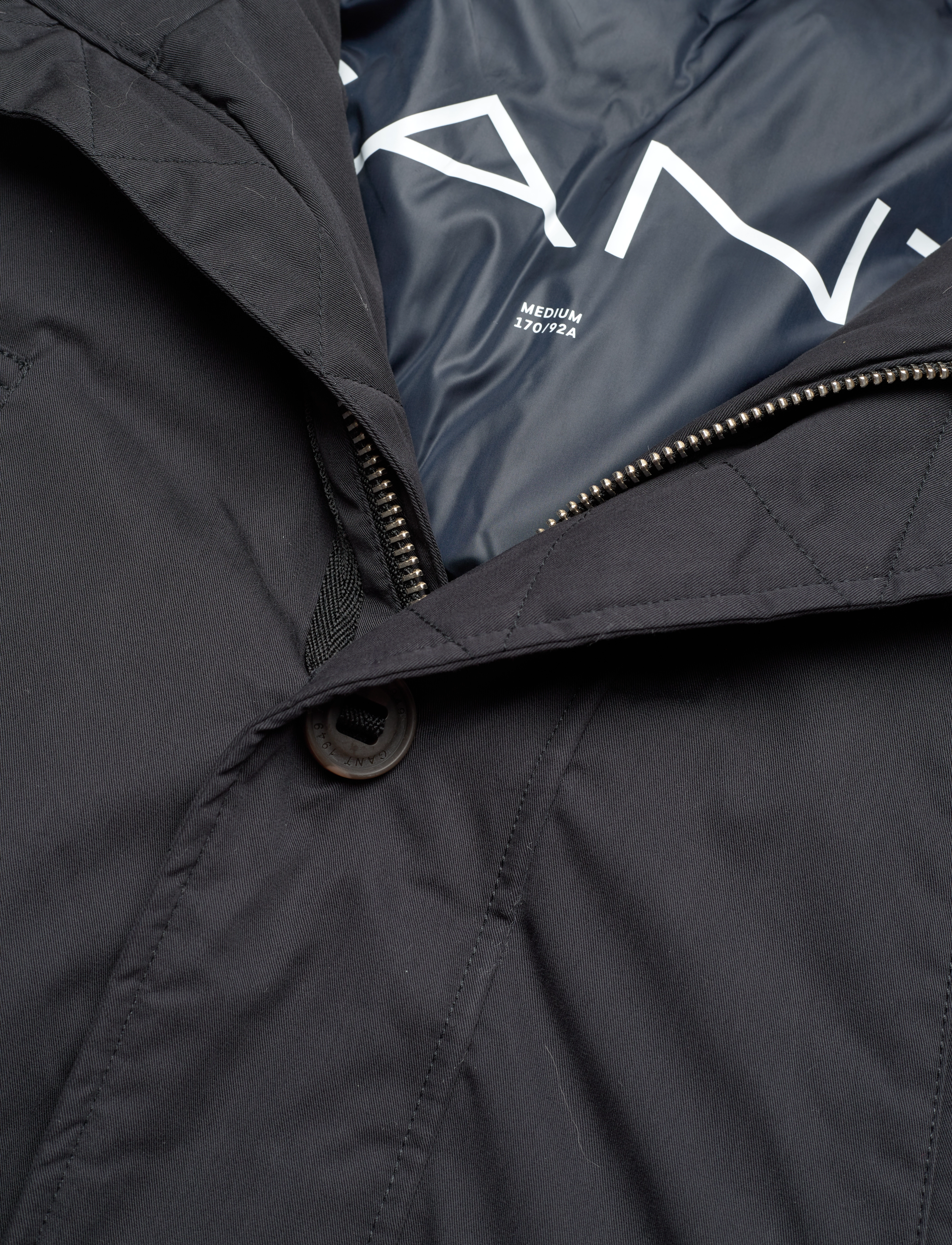 GANT - D2. WINTER PARKA - black - 2