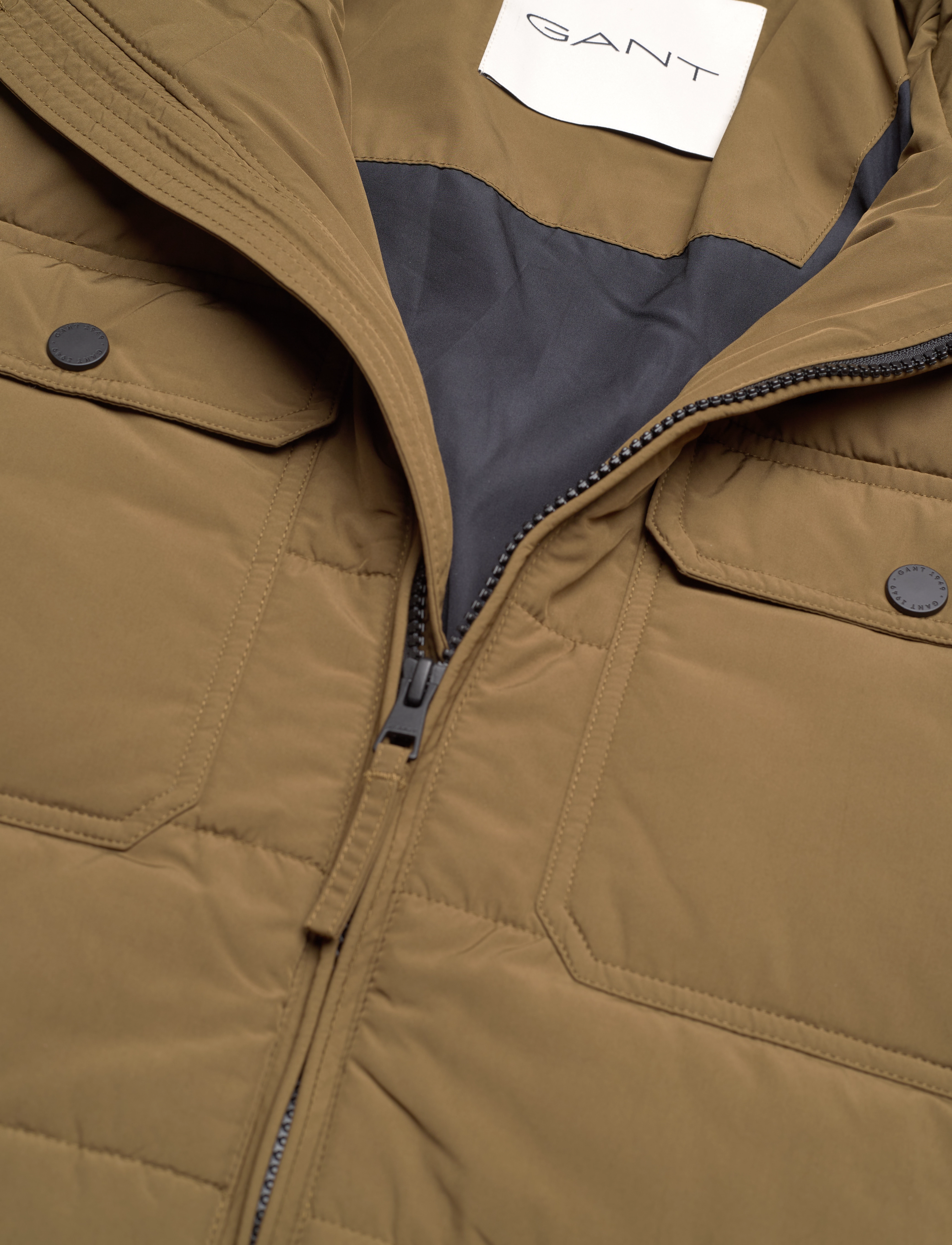 GANT - CHANNEL QUILTED JACKET - dark cactus - 2