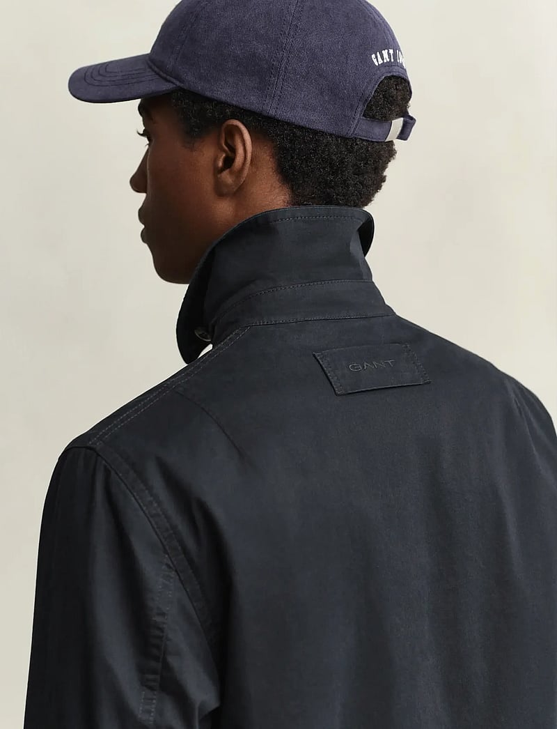 GANT - COTTON DECKER JACKET - Õhukesed jakid - black - 3