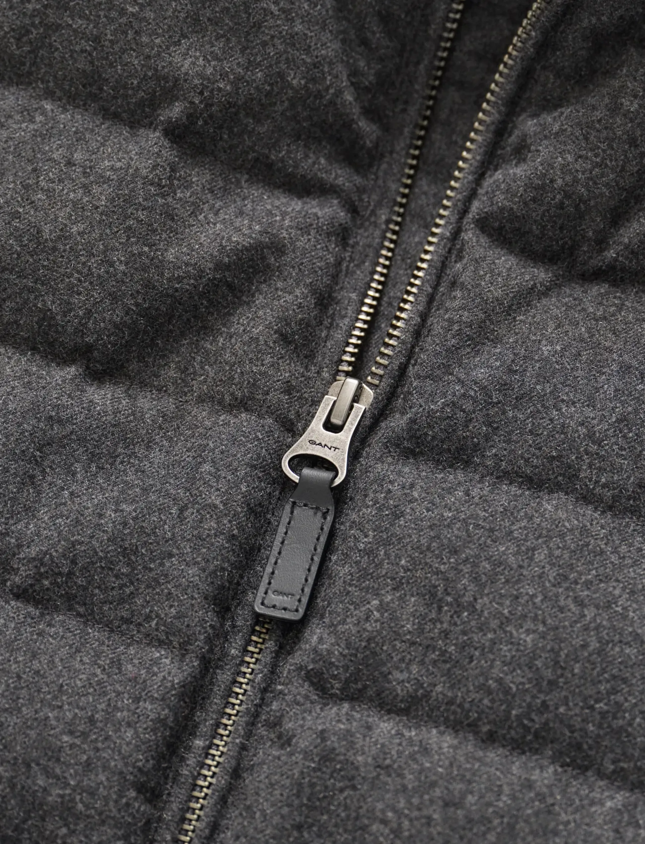 Gant - INSULATED HYBRID FLANNEL JACKET - premium styles - black grey - 4