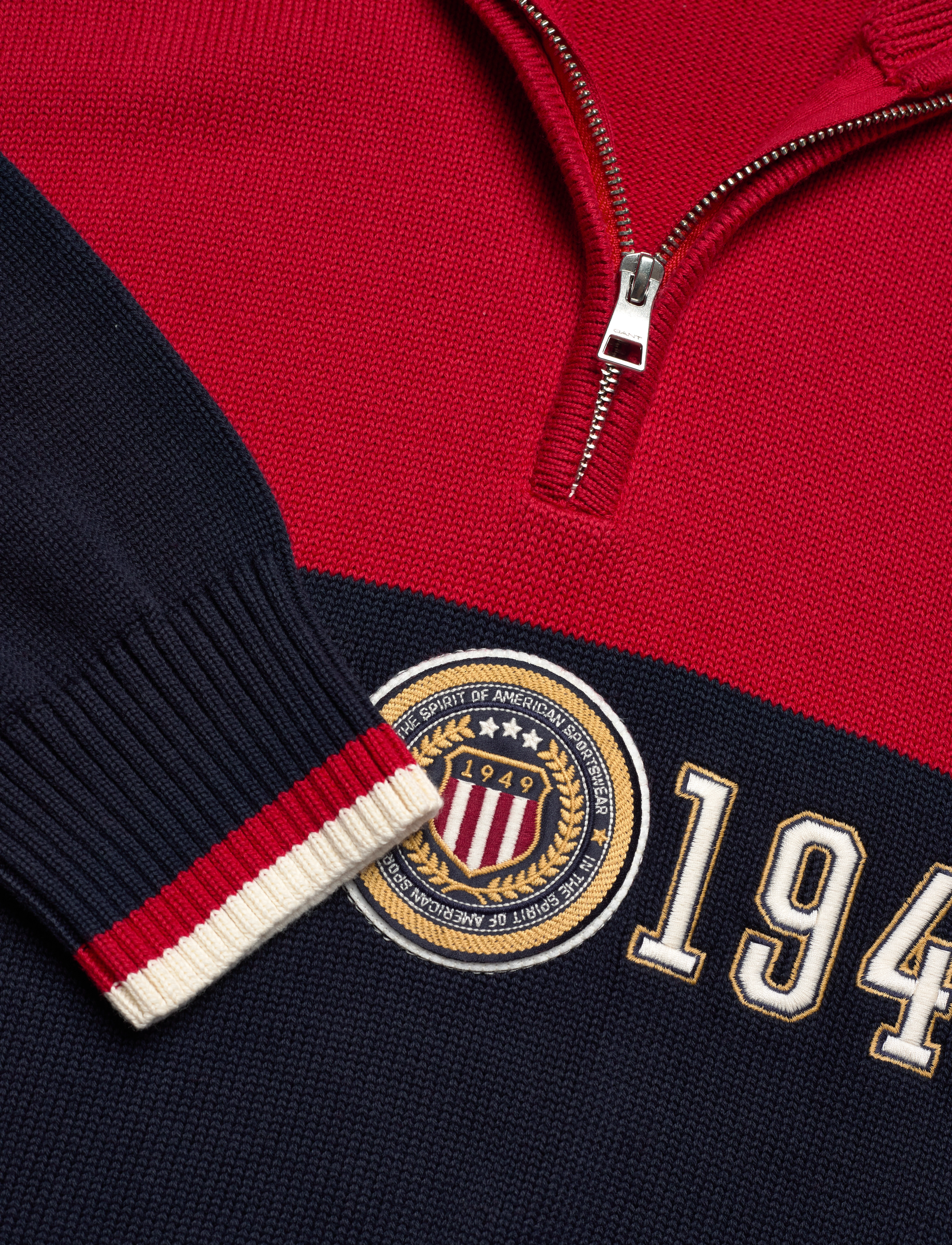 GANT - D1. CREST SHIELD HALFZIP - ruby red - 2