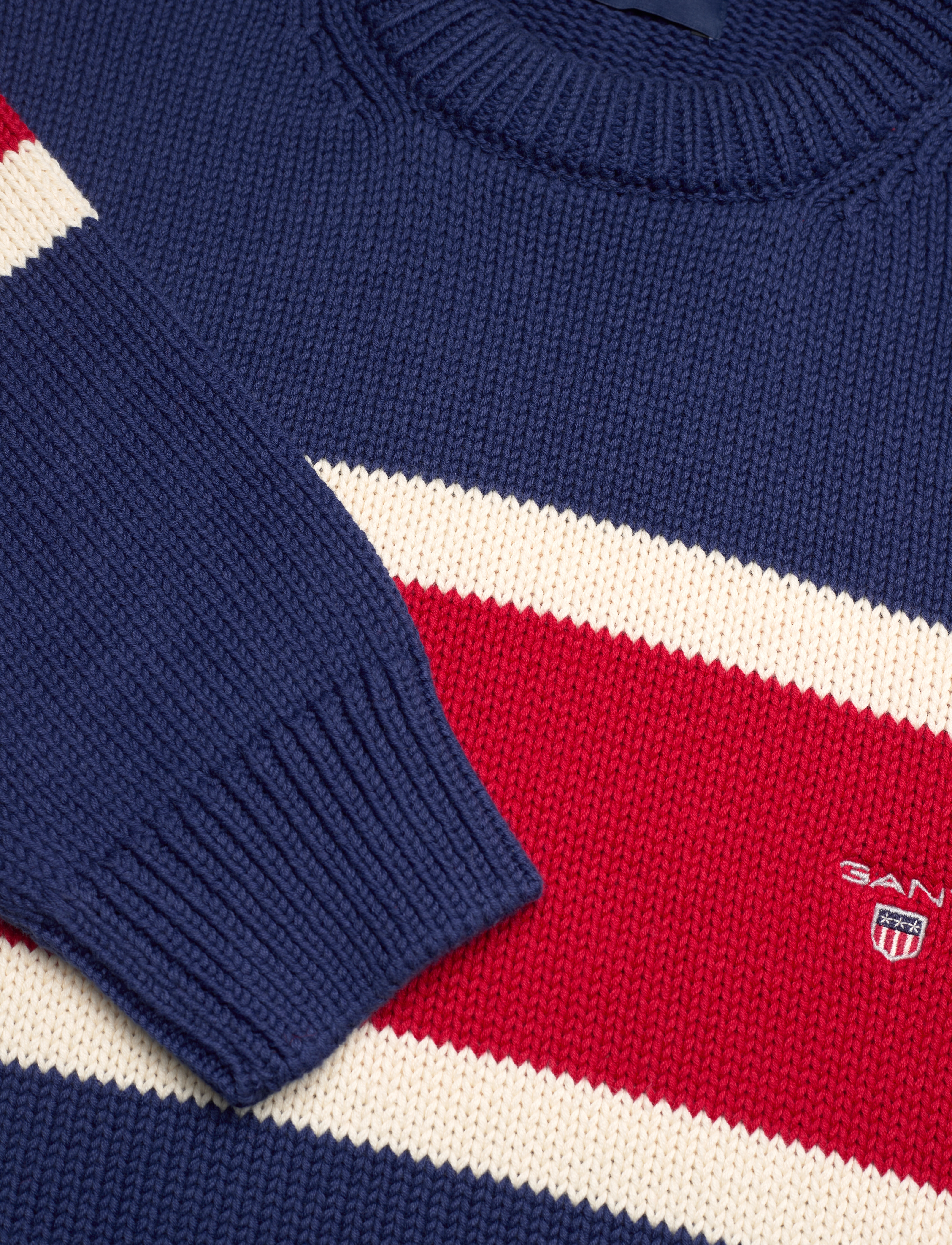 GANT - D1. BARSTRIPED C-NECK - deep blue - 2