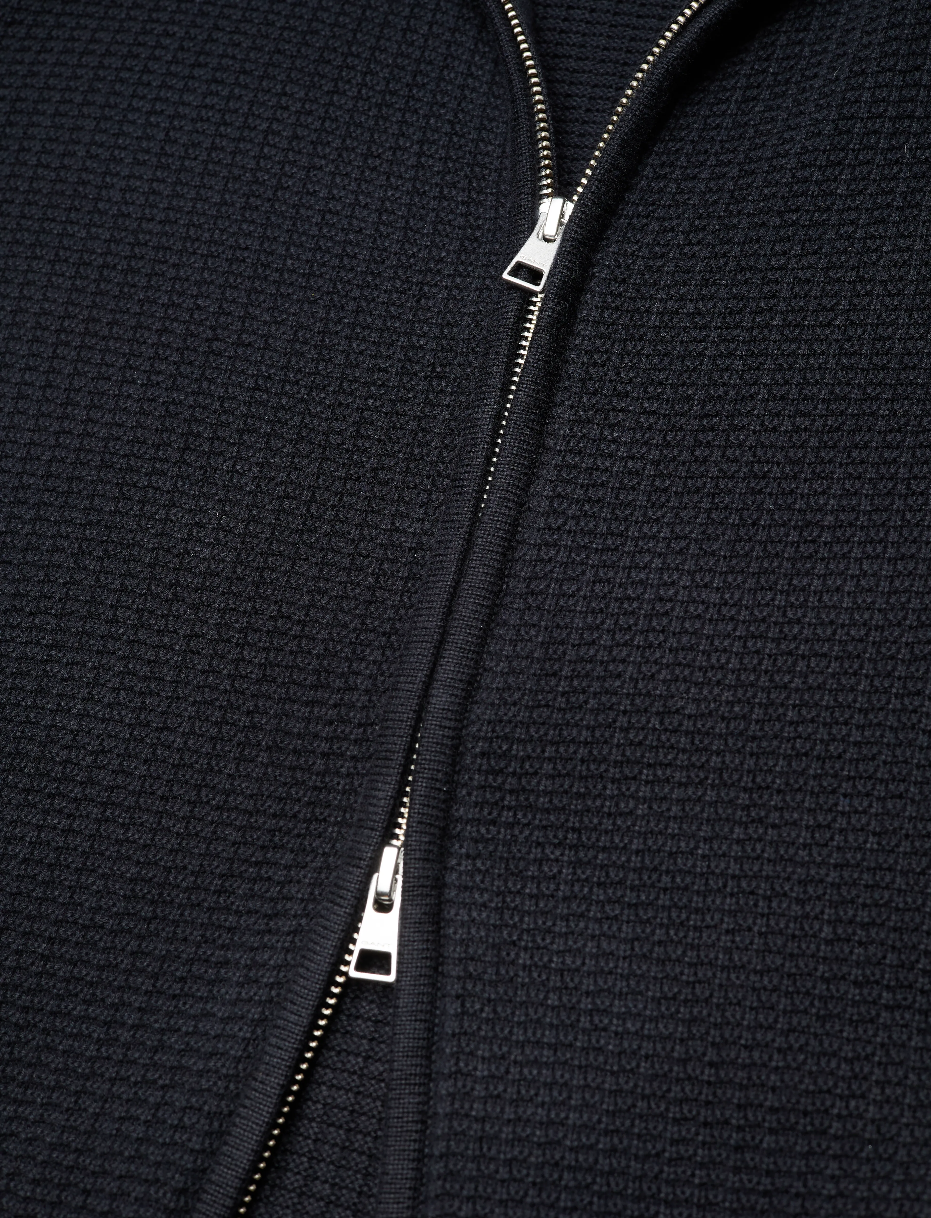 GANT - COTTON TEXTURE CARDIGAN - black - 3