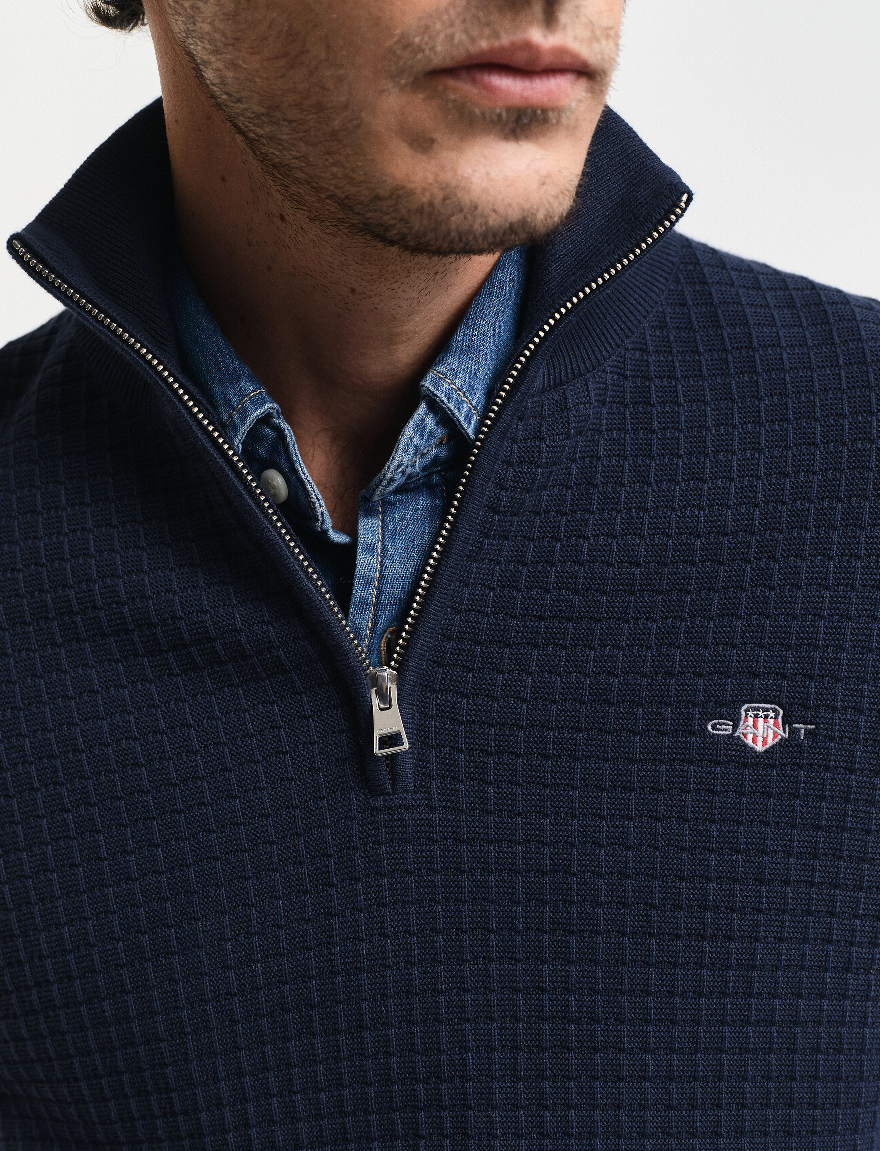 GANT - COTTON TEXTURED HALF ZIP - evening blue - 4
