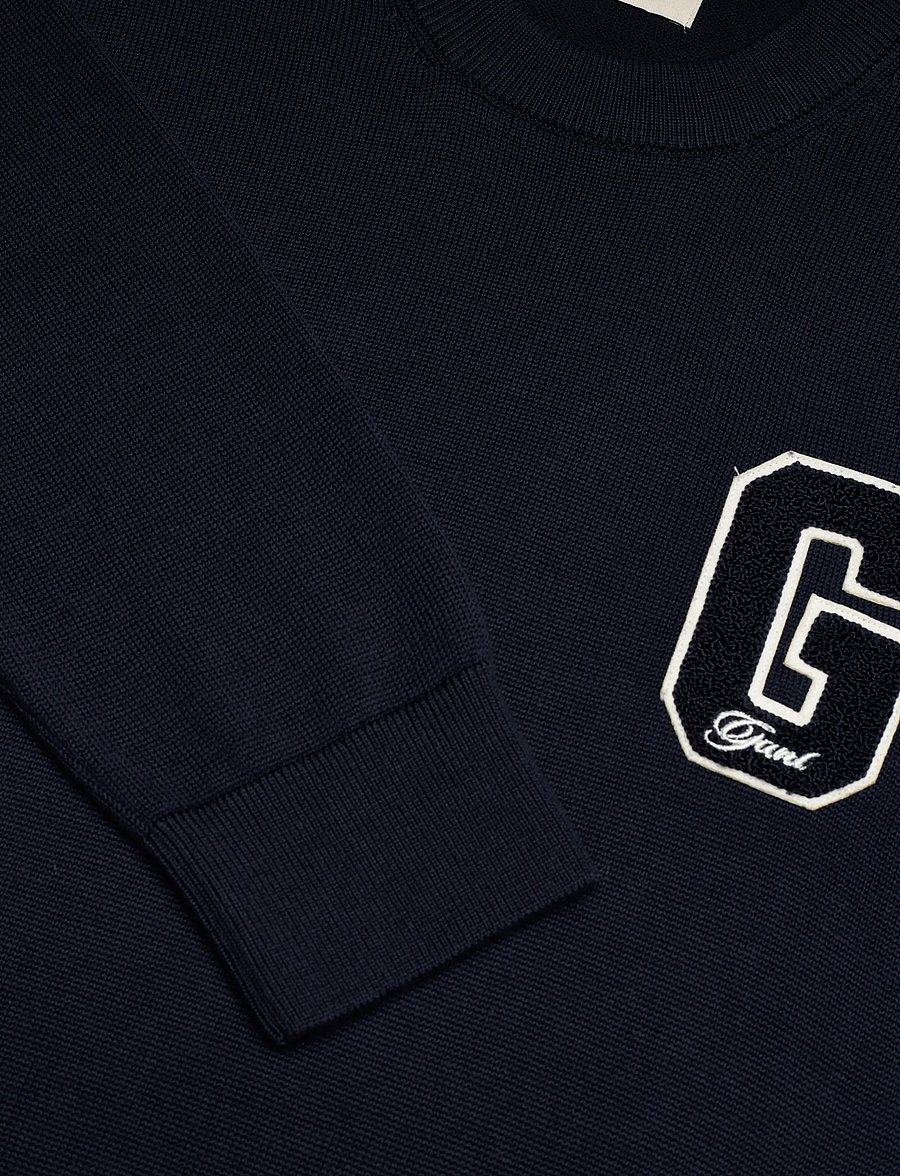 Gant - SMALL GRAPHIC BADGE C-NECK - Ümmarguse kaelusega kudumid - evening blue - 2