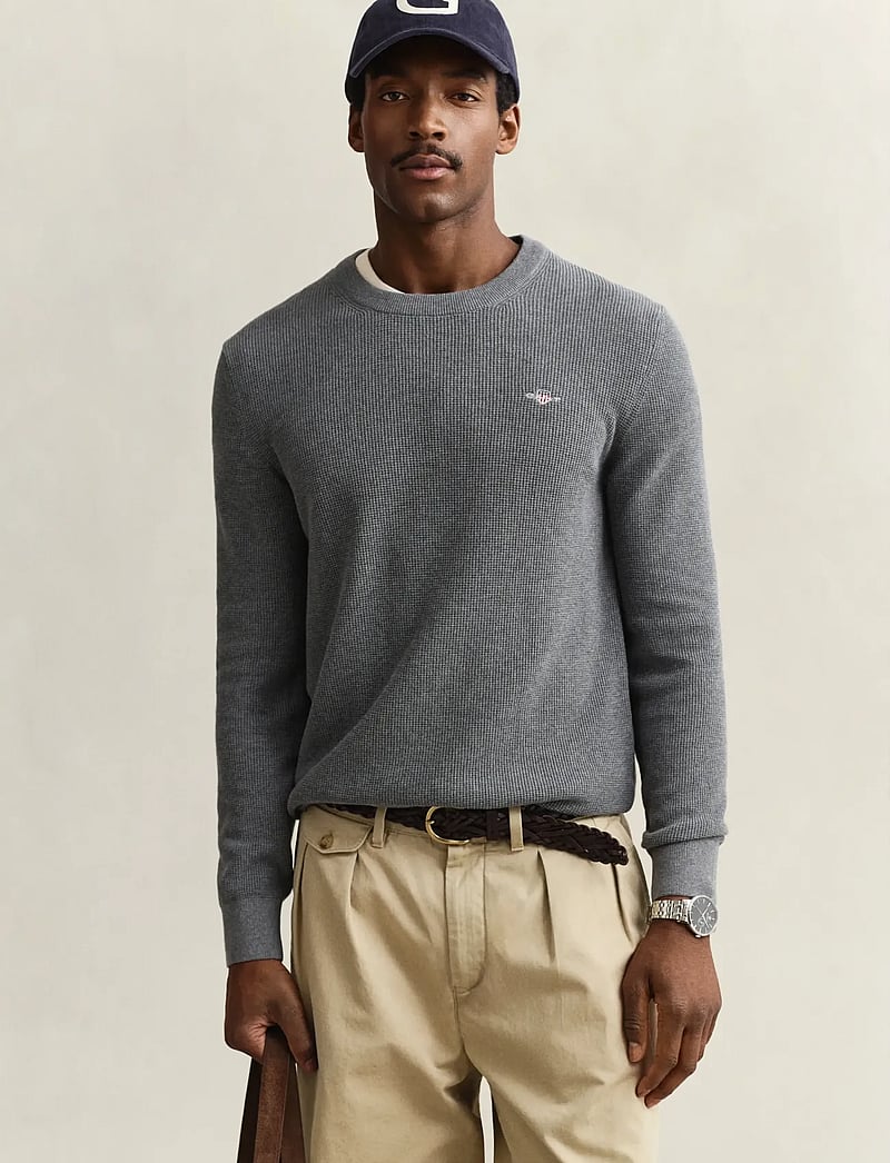 GANT - MICRO TEXTURED COTTON C-NECK - round necks - dark grey melange - 0