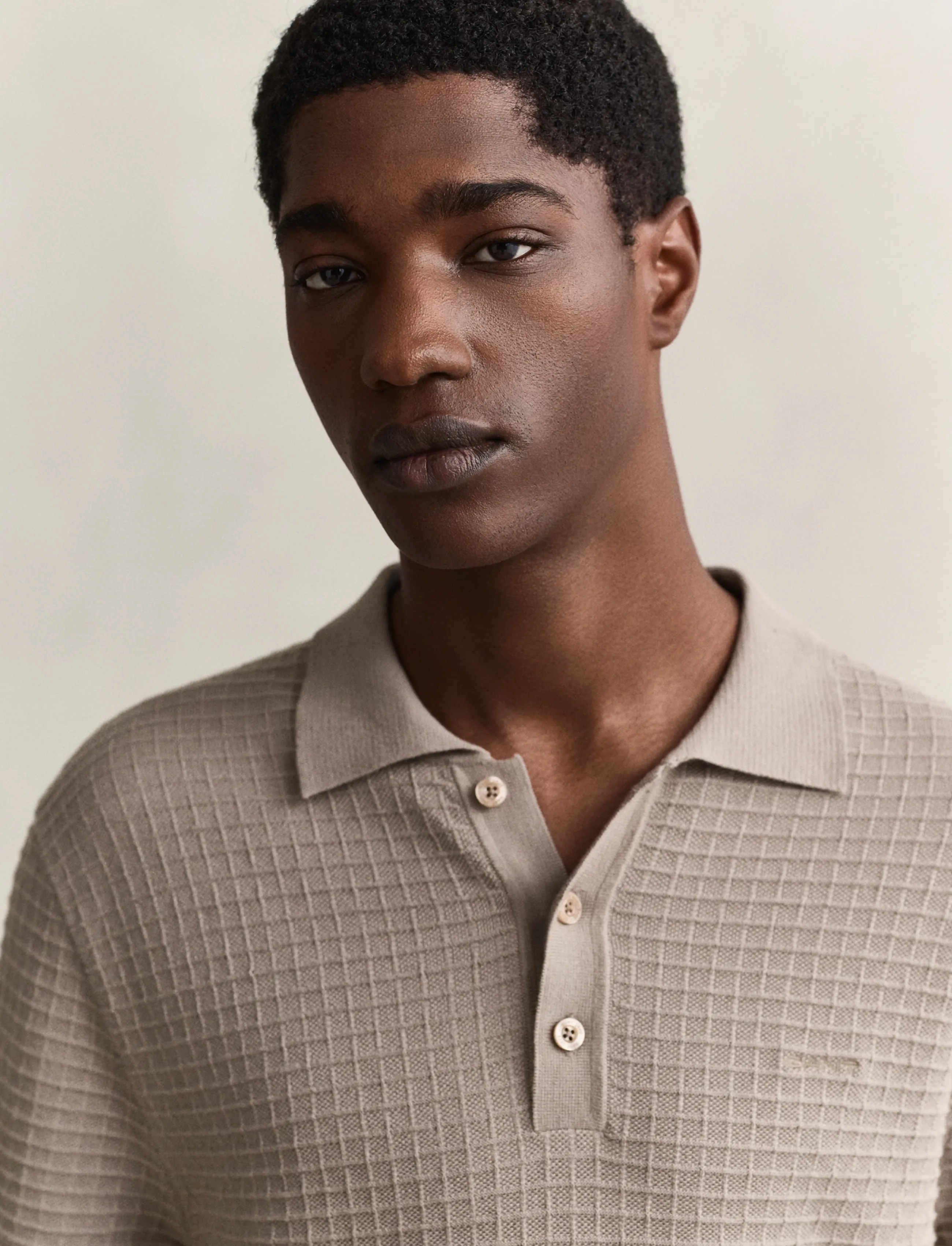 Gant - COTTON TEXTURE POLO - langärmlige strick-polohemden - mist taupe - 3