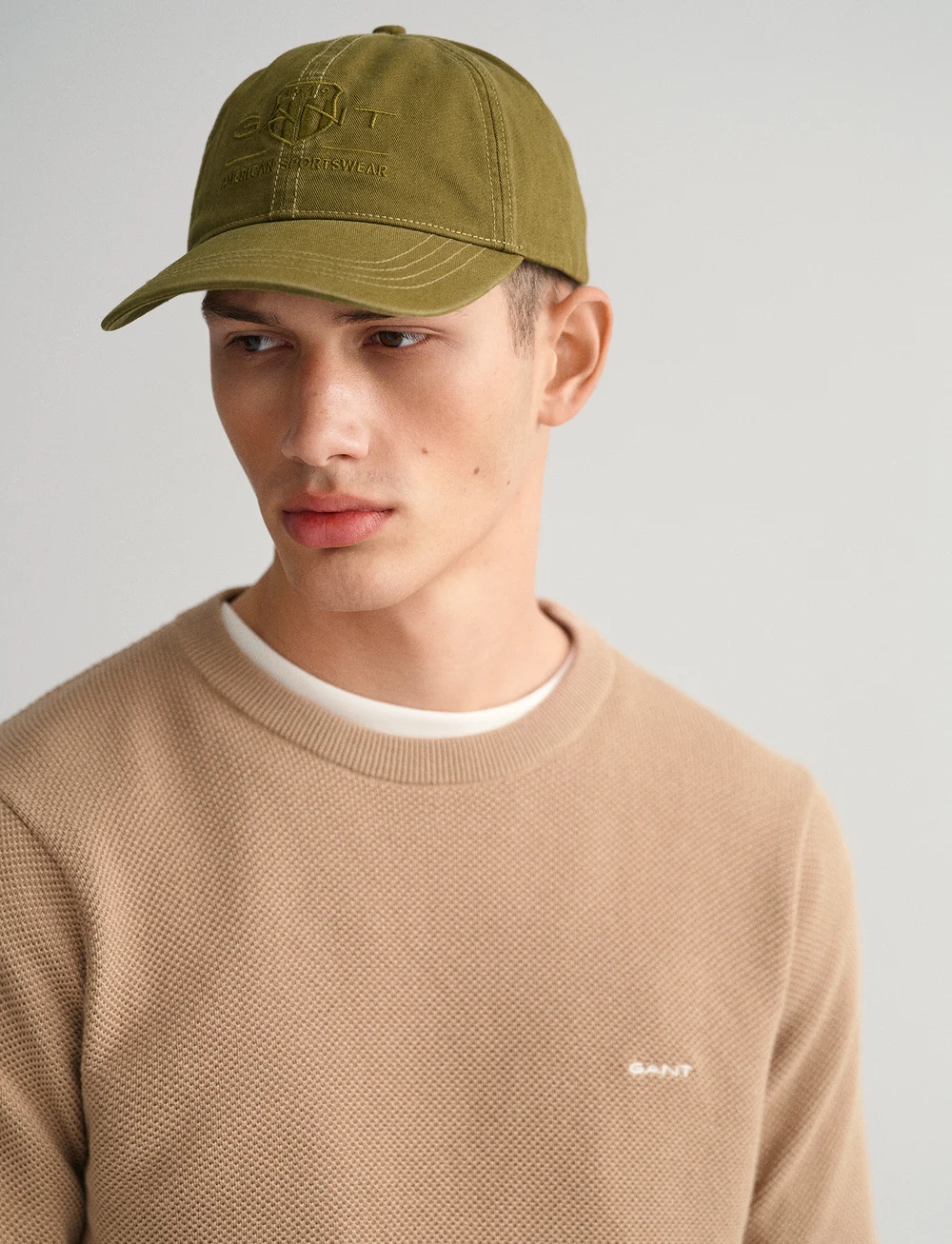 GANT - COTTON PIQUE C-NECK - Ümmarguse kaelusega kudumid - dark khaki - 4