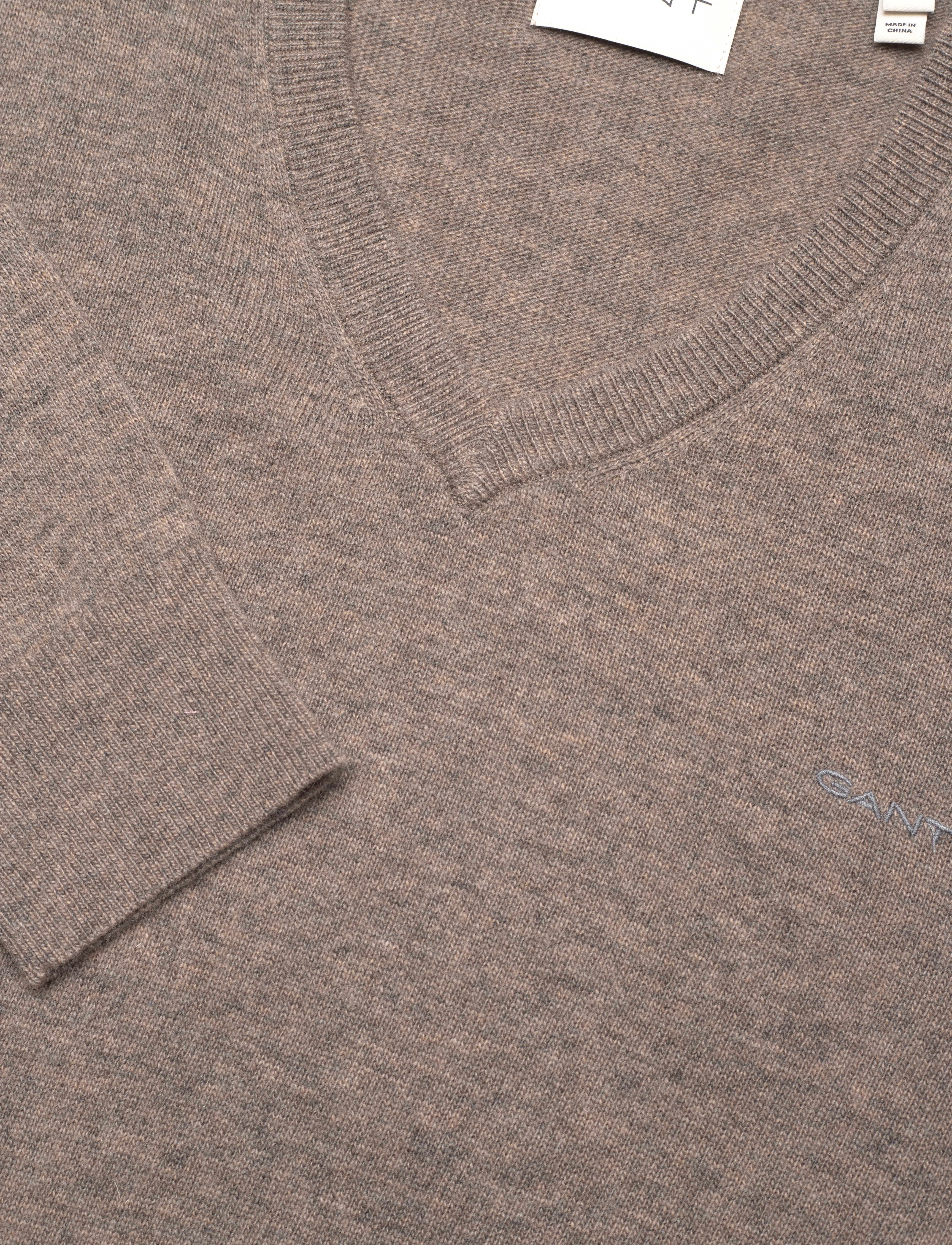 GANT - EXTRAFINE LAMBSWOOL V-NECK - dark hazelnut melange - 2