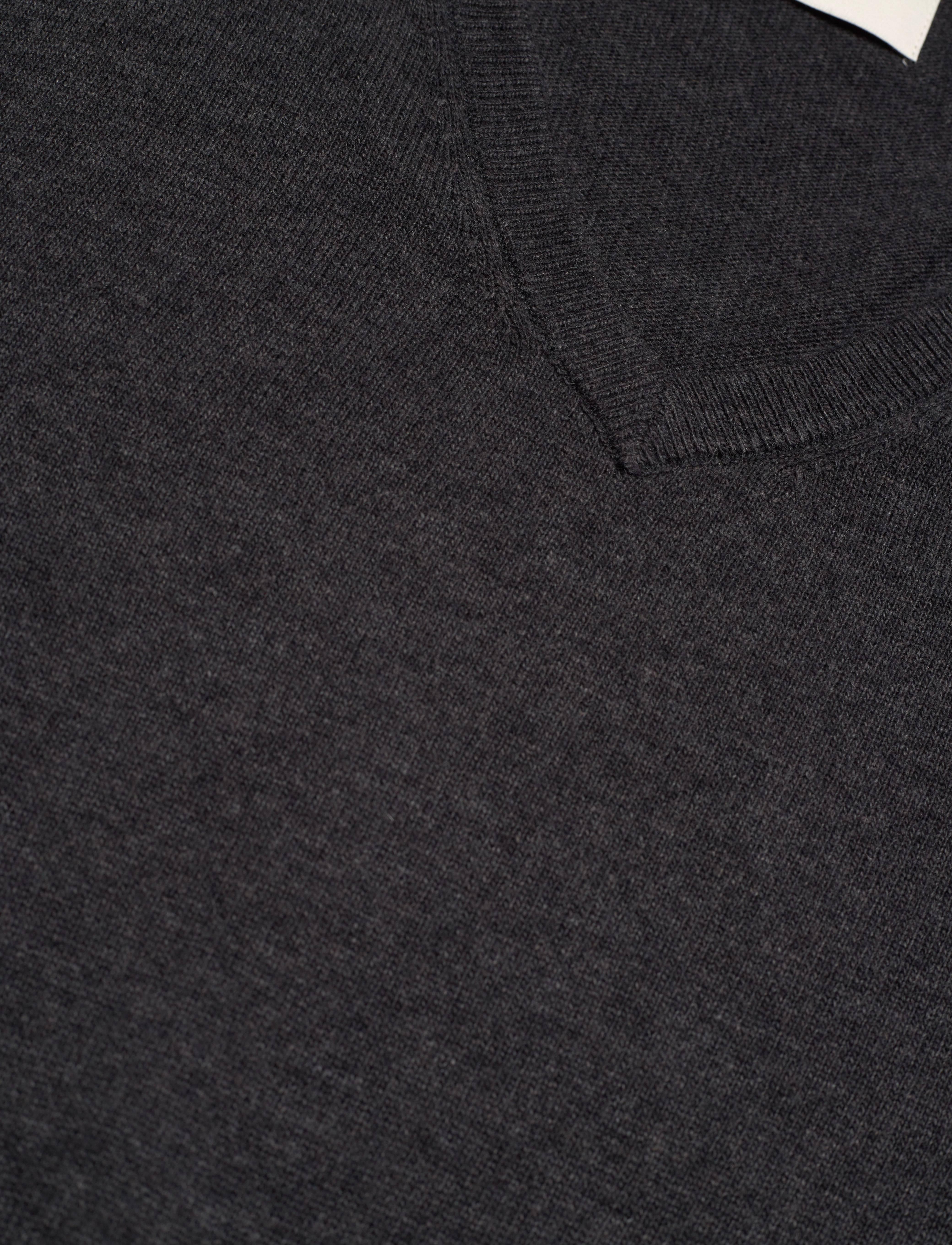 GANT - EXTRAFINE LAMBSWOOL V-NECK - dk charcoal melange - 2