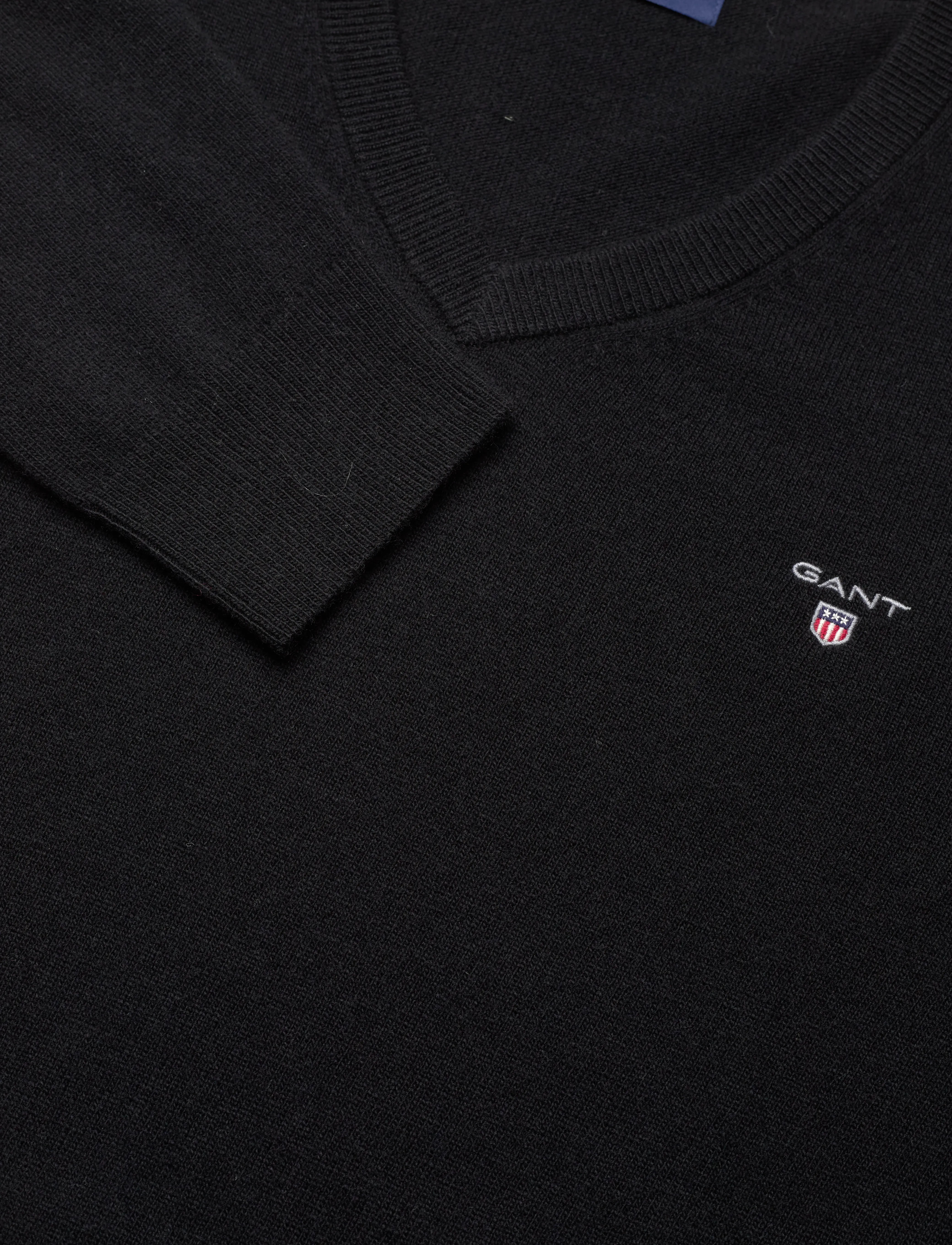 Gant - EXTRAFINE LAMBSWOOL V-NECK O/S - trøjer - black - 2