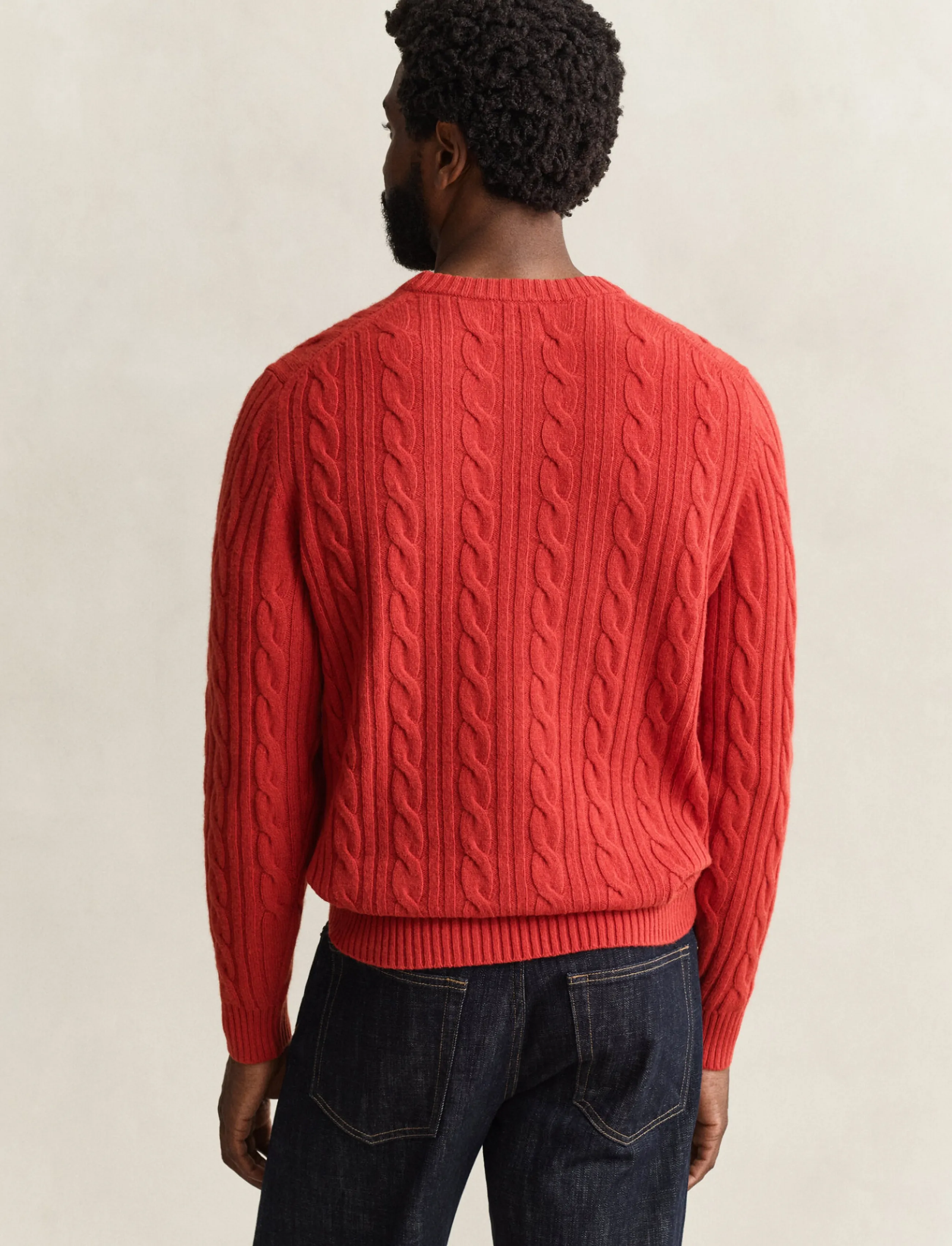 Gant Lambswool Cable C-Neck stickade tröjor herr – bild 2