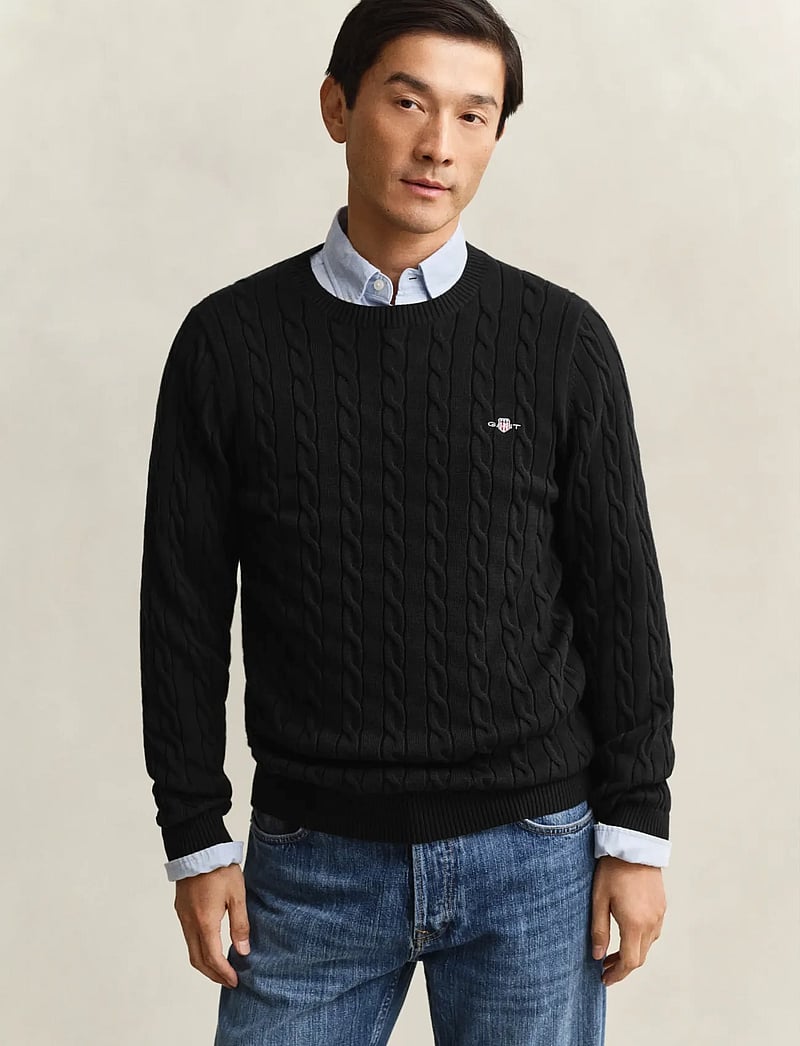 GANT - Classic Cable Knit Sweater - Ümmarguse kaelusega kudumid - black - 0