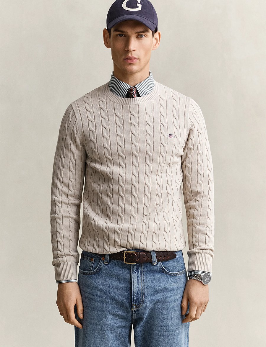 Gant - Classic Cable Knit Sweater - Ümmarguse kaelusega kudumid - clay beige - 0