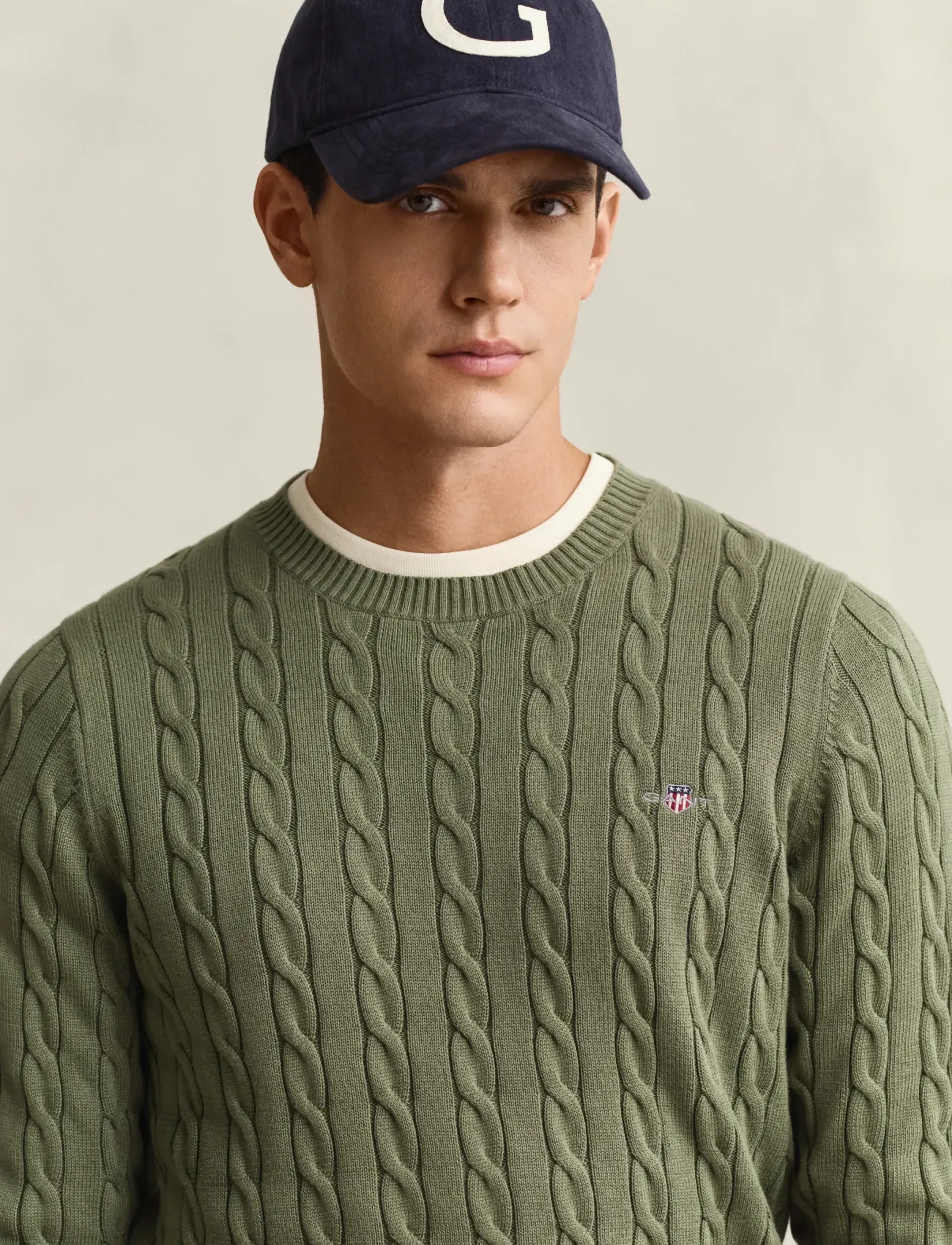 Gant - Classic Cable Knit Sweater - rund hals - dry herb green - 3