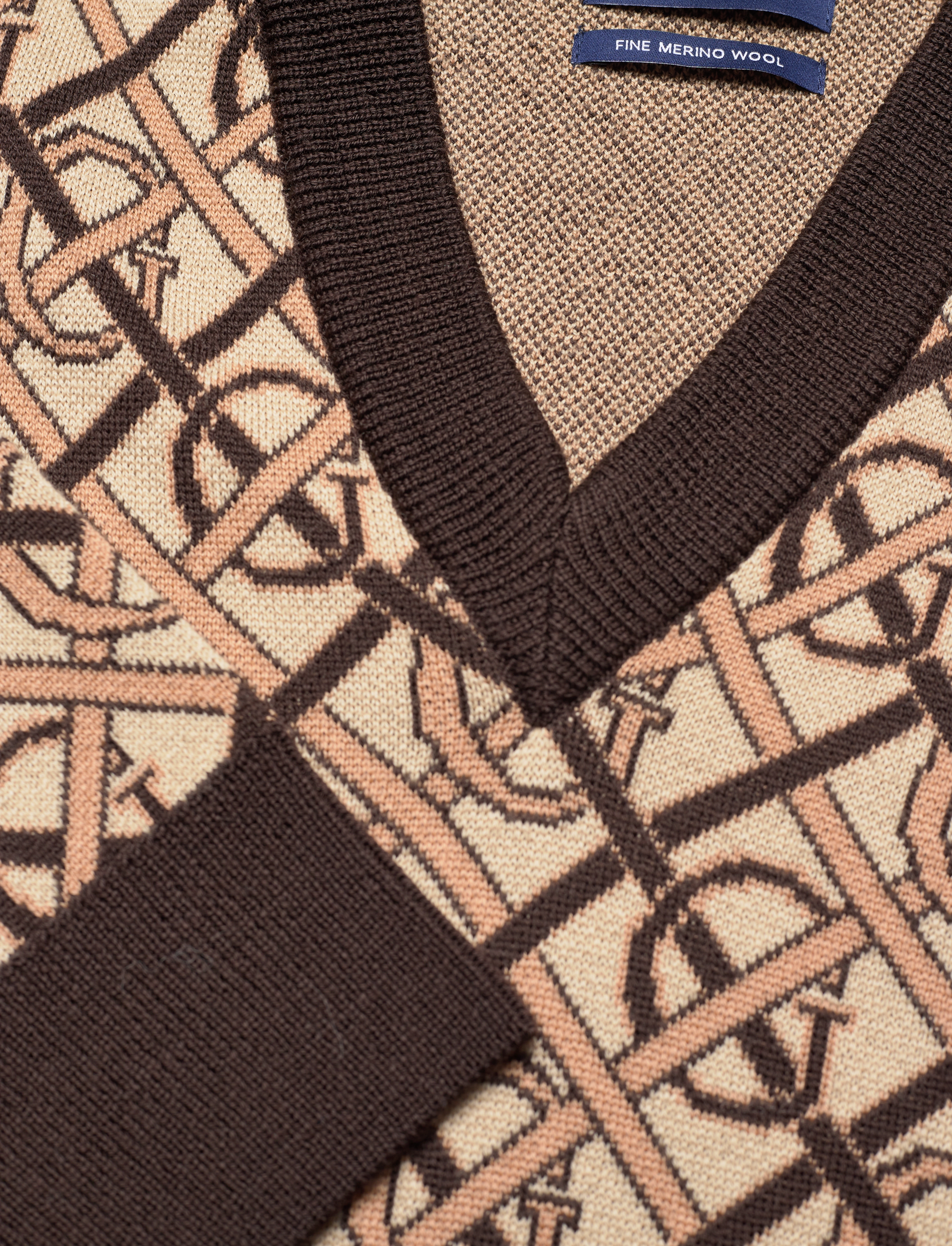 GANT - D2. MONOGRAM MERINO V-NECK - rich brown - 2