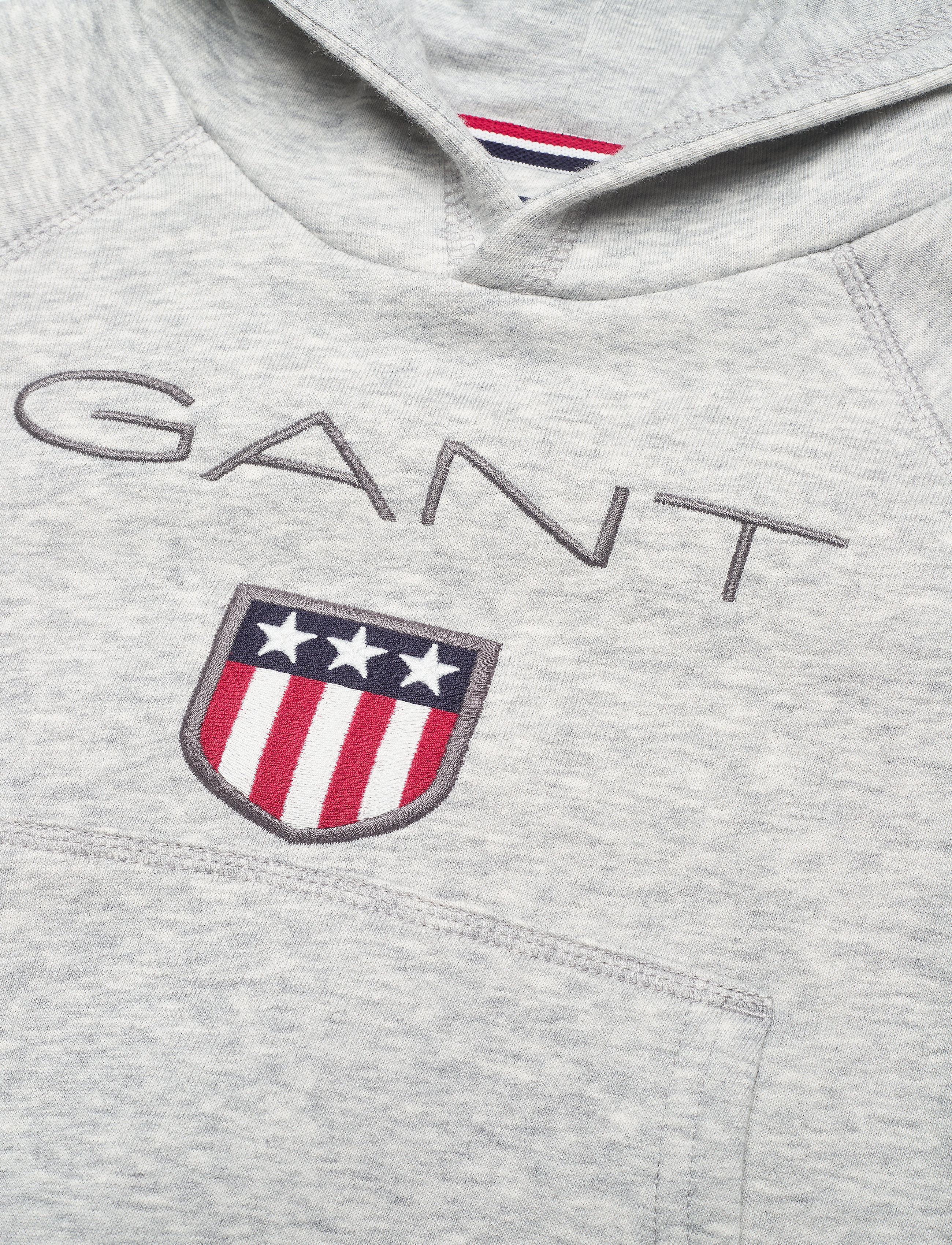 GANT - D1. SHIELD HOODIE - light grey melange - 2