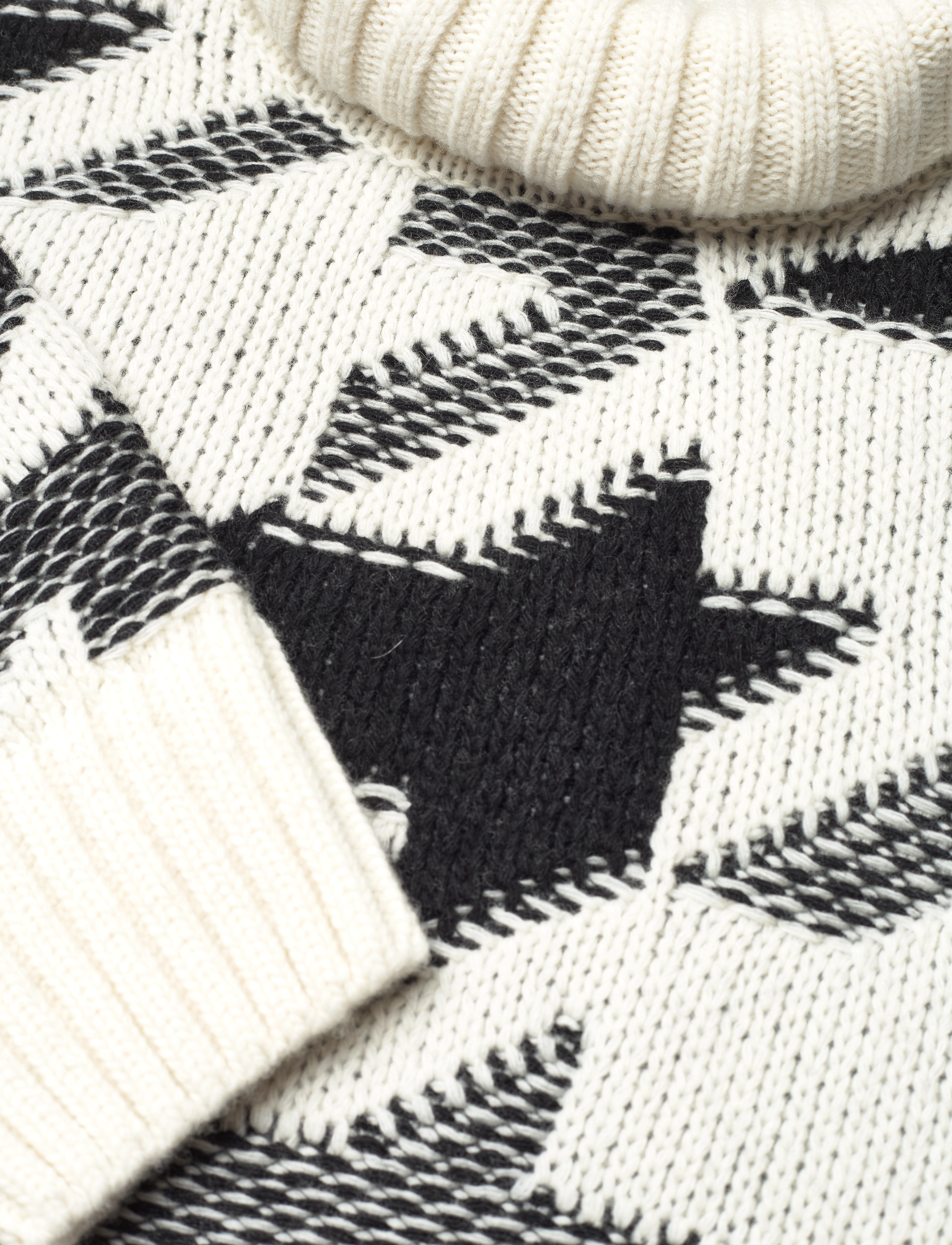 GANT - D1. HOUNDSTOOTH ROLLNECK - cream - 2