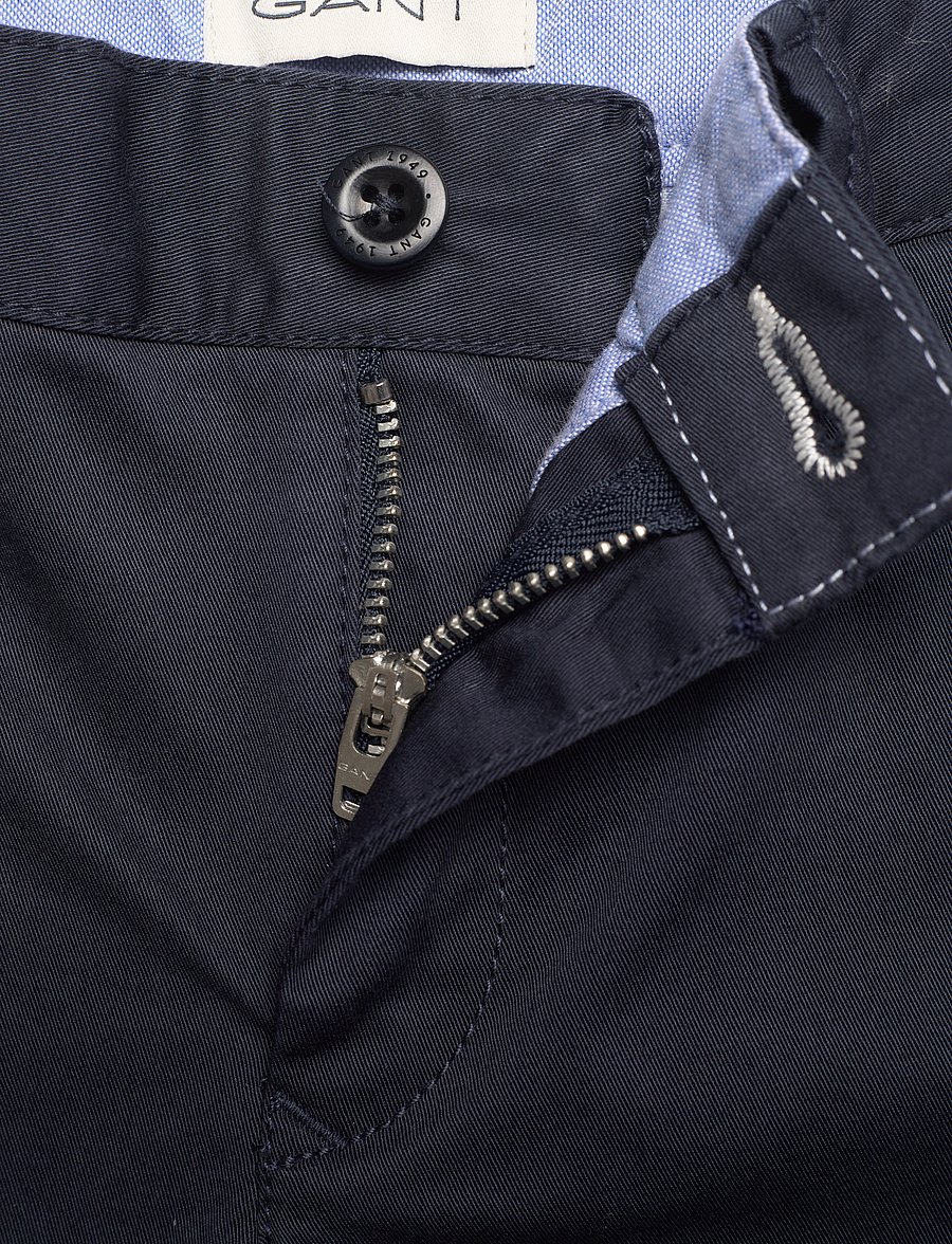 Gant - REGULAR CHINO SHORTS - chino shorts - marine - 2