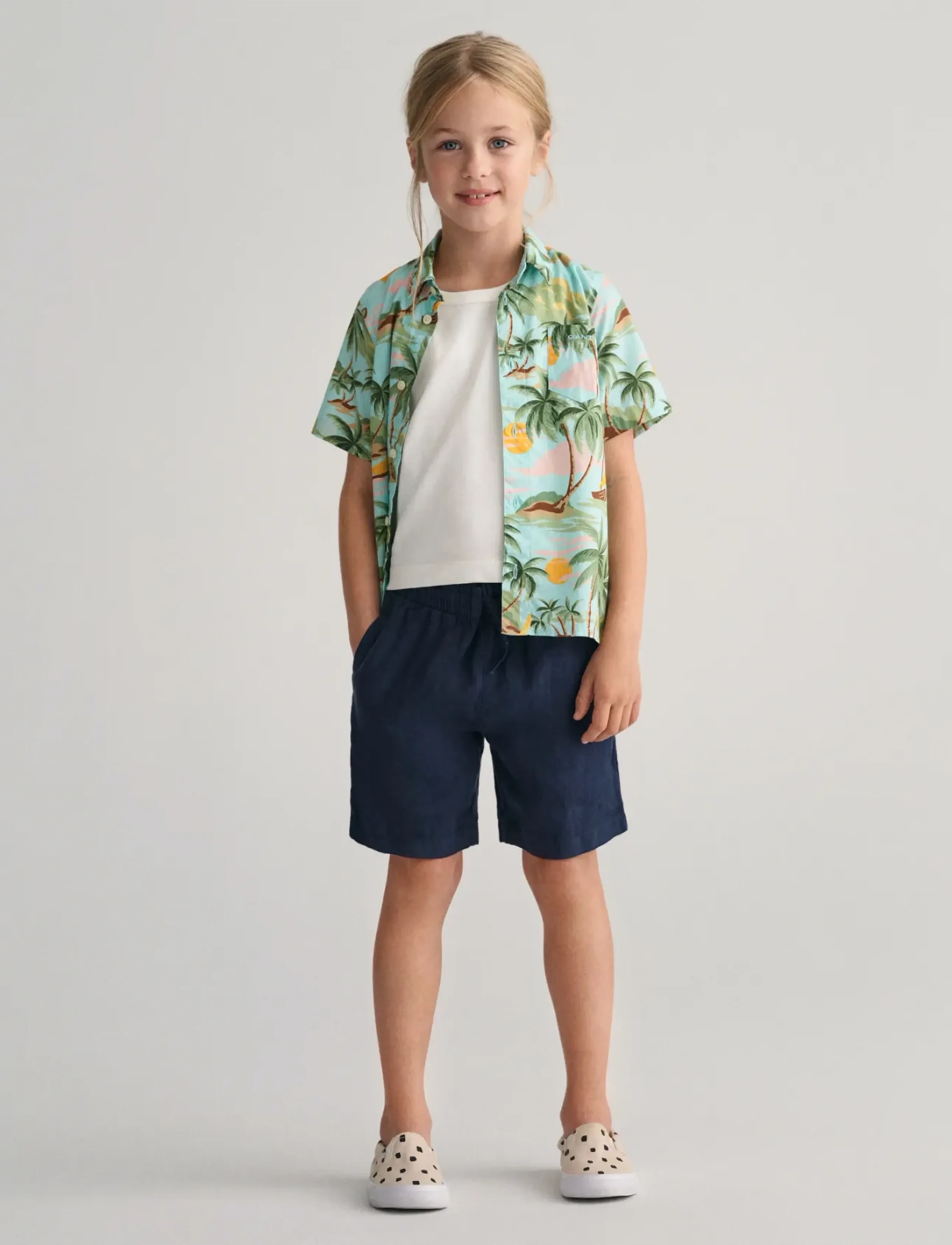 Gant RELAXED LINEN SHORTS - Shorts - MARINE / navy