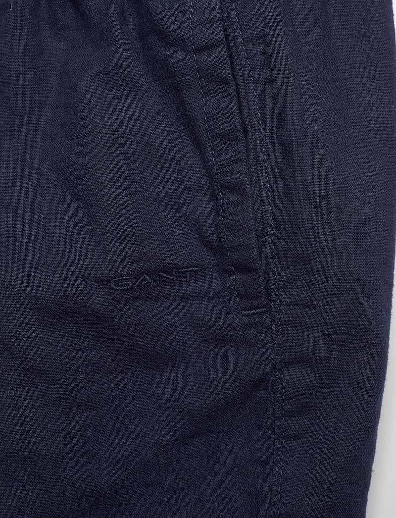 GANT - COTTON LINEN SHORTS - lühikesed vabaajapüksid - marine - 2