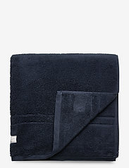 GANT - PREMIUM TOWEL 70X140 - hand towels & bath towels - sateen blue - 0