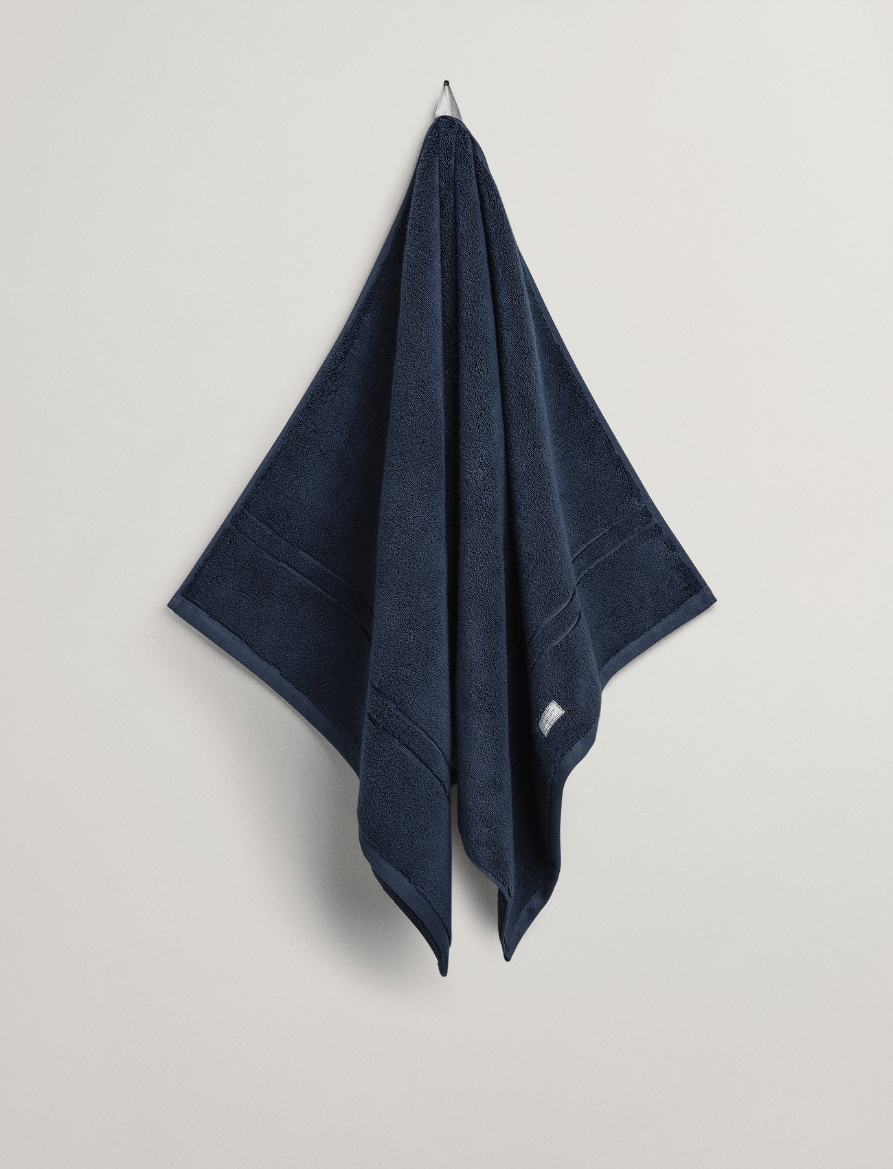 GANT - PREMIUM TOWEL 70X140 - rankų ir vonios rankšluosčiai - sateen blue - 1