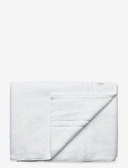 GANT - PREMIUM TOWEL 70X140 - badehåndklær - white - 0